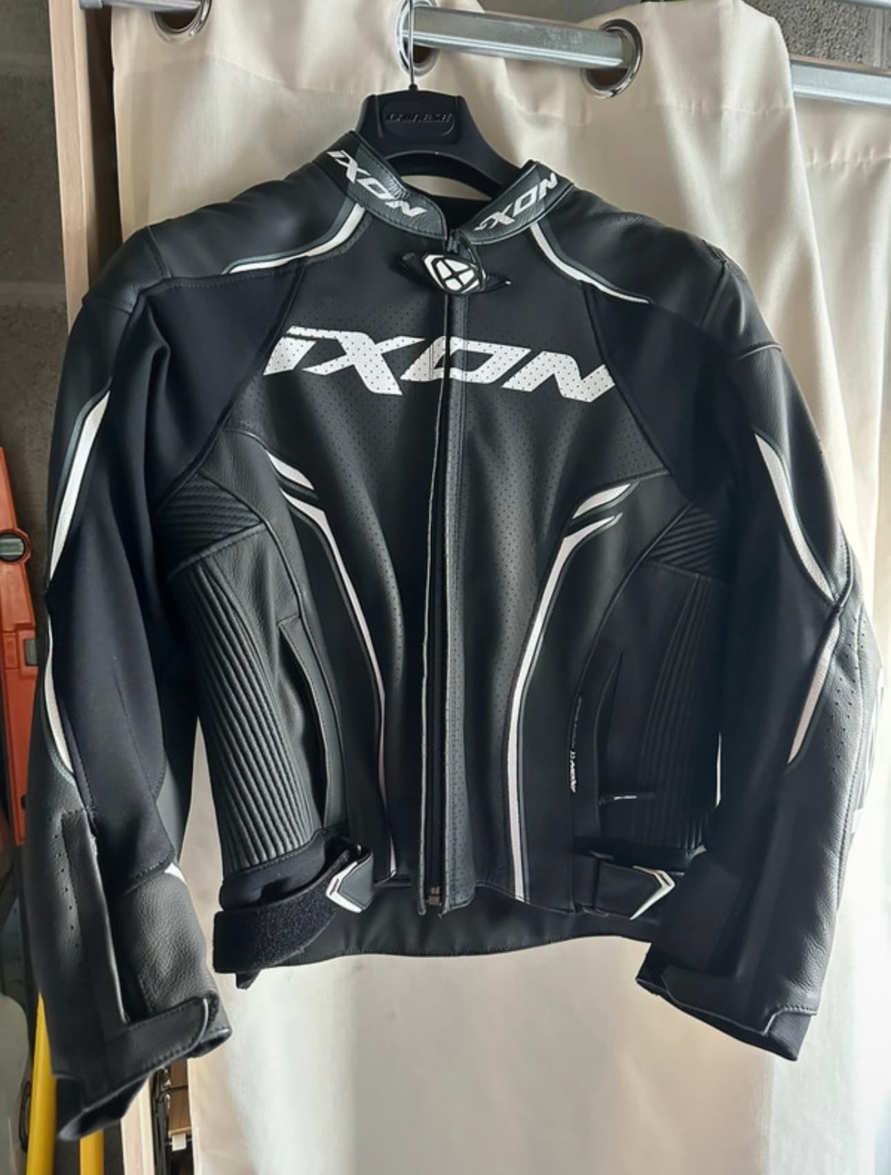 Manteau cuir moto femme - IXON Vortex