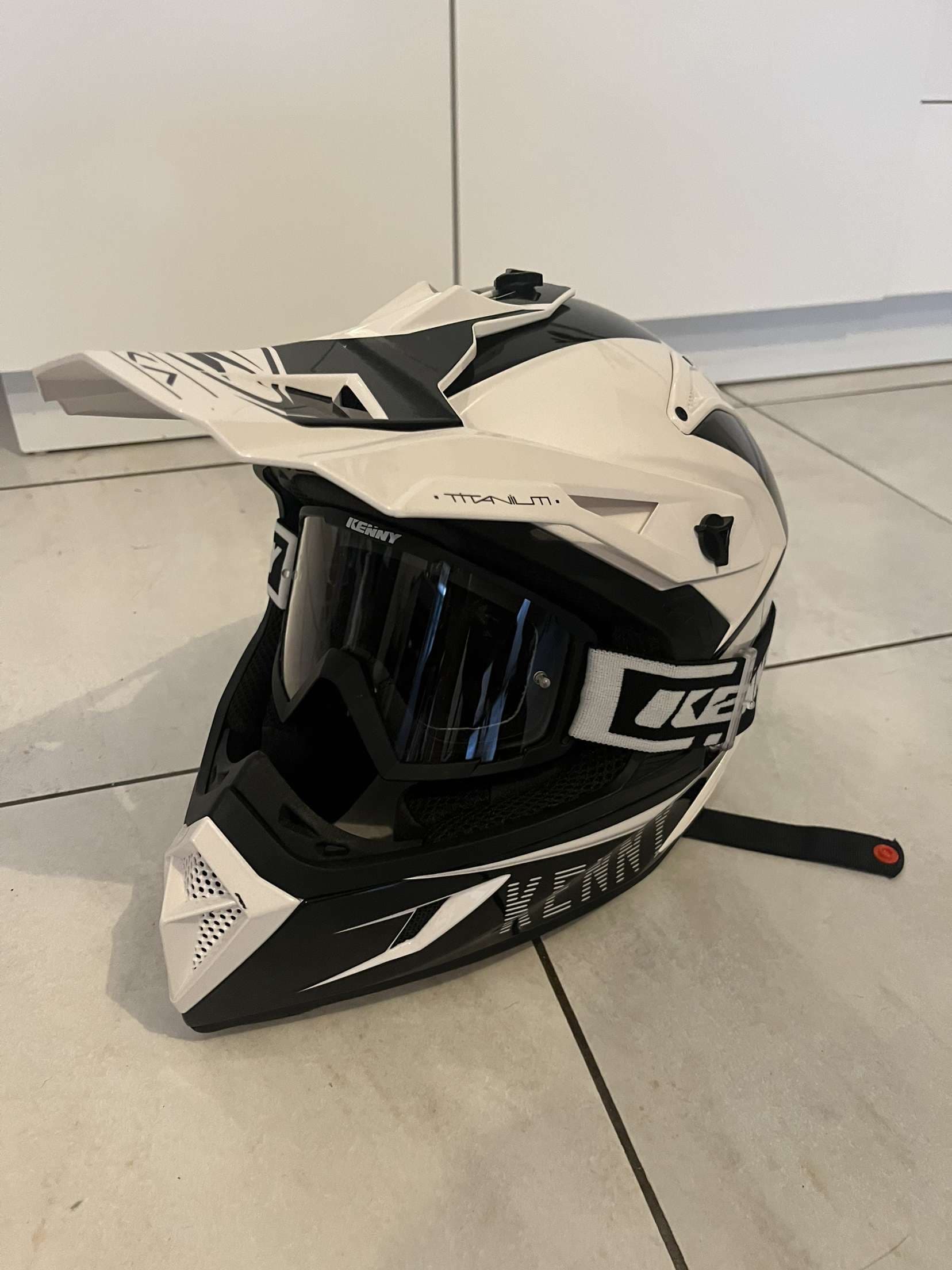 Casque moto cross — photo 2/3