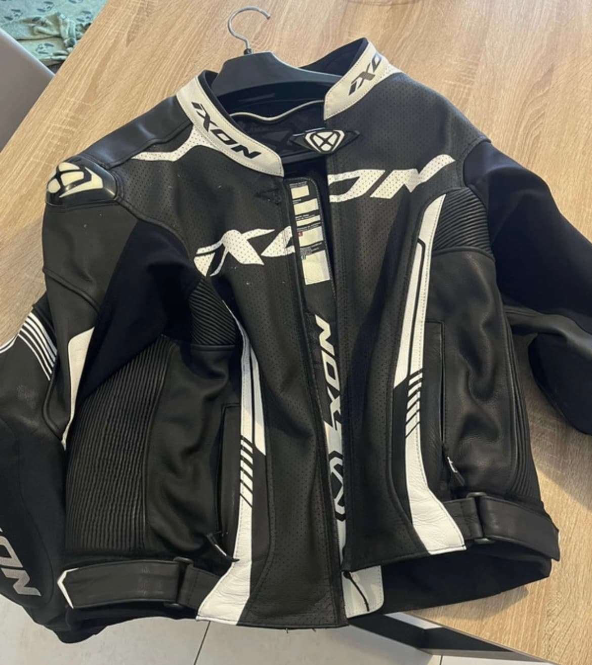 Blouson cuir