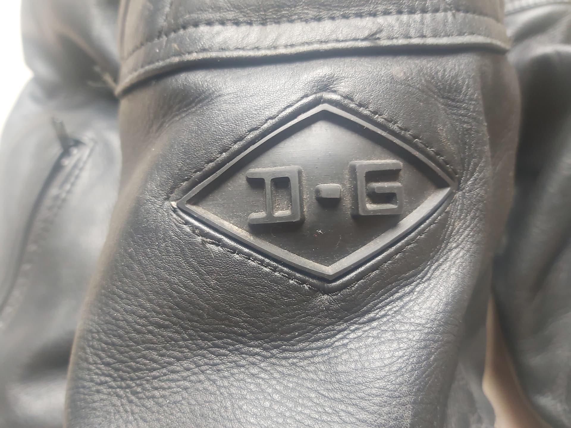 Veste moto cuir en L — photo 5/5
