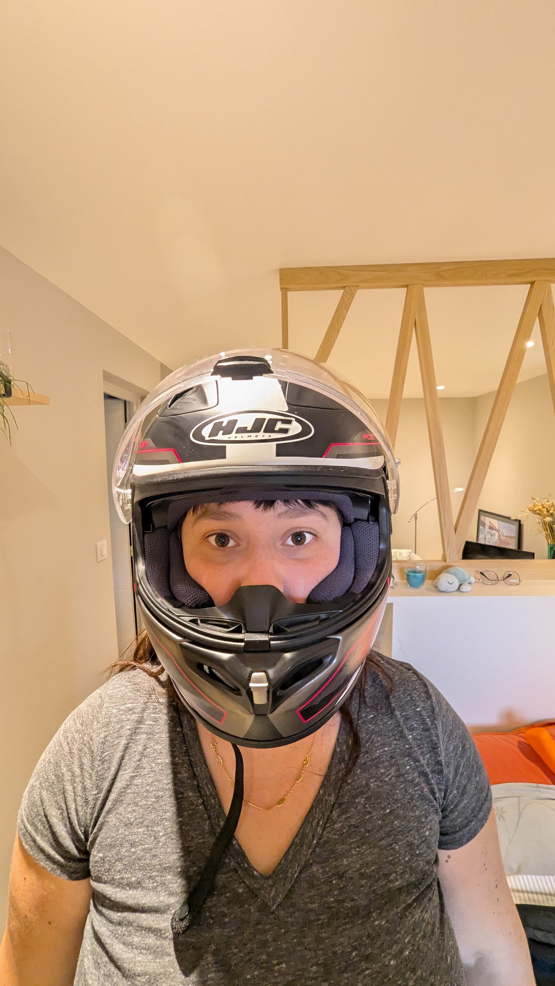 Casque femme HJC — photo 2/5