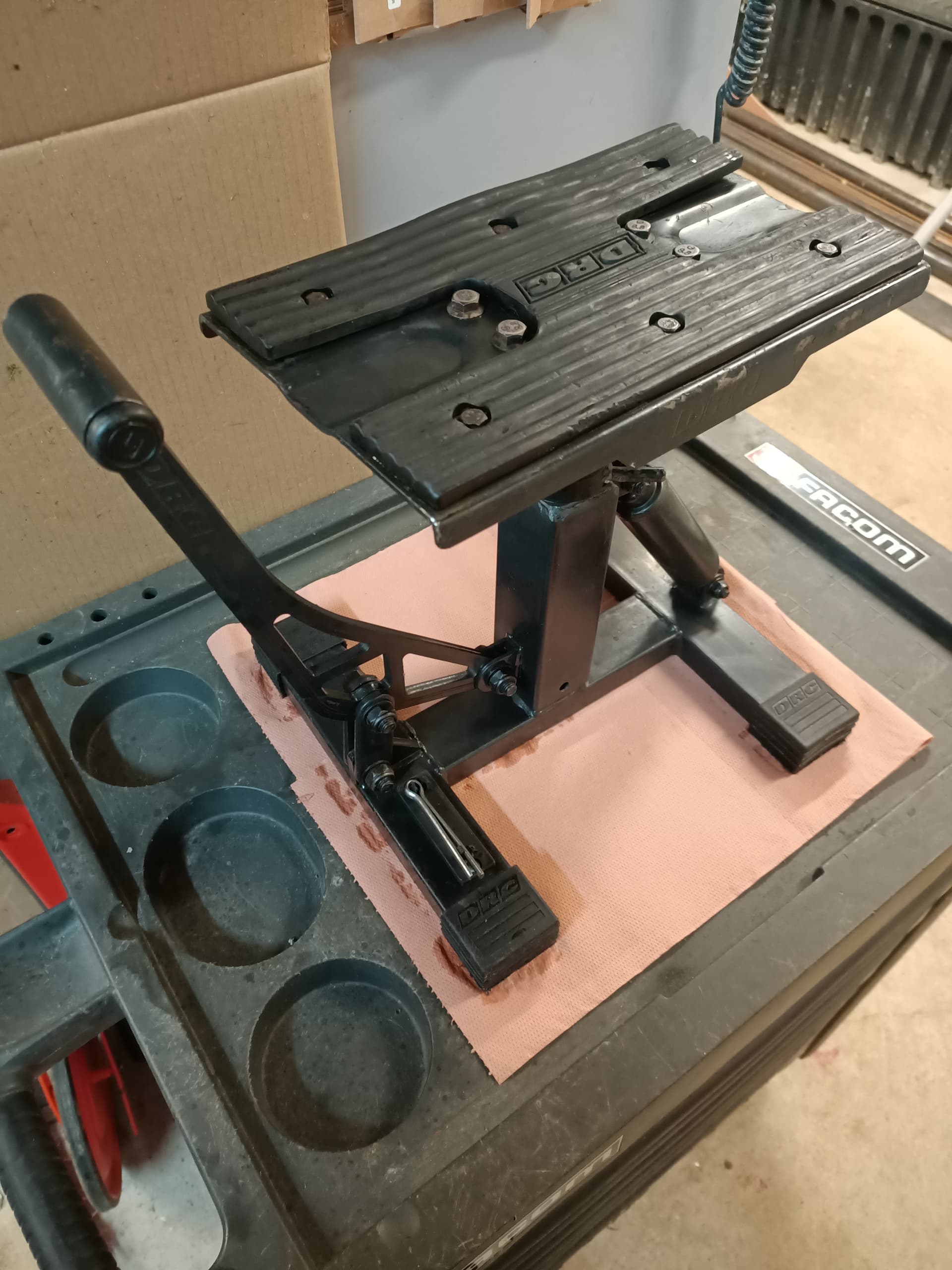 Lève moto hydraulique DMC