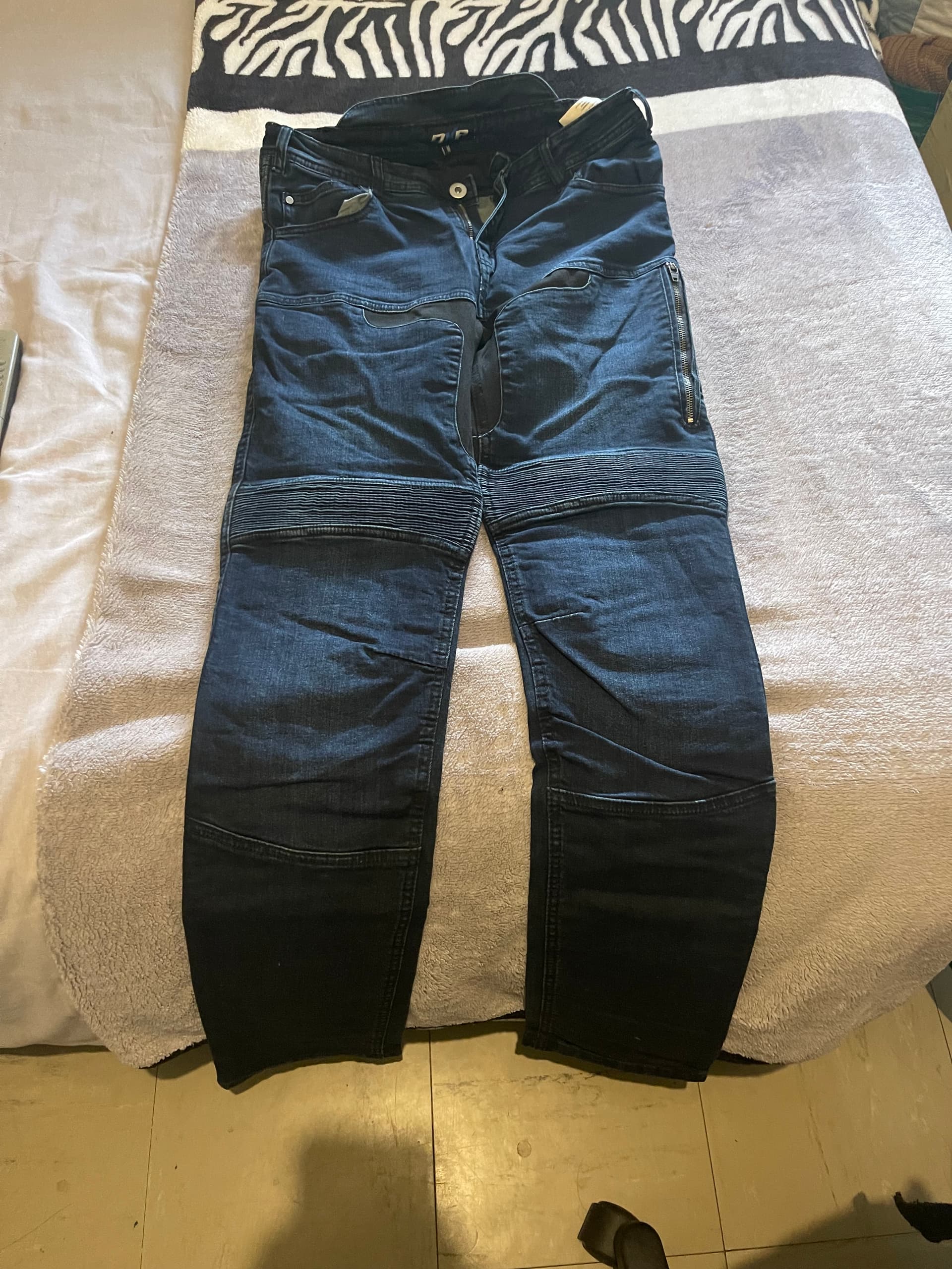 Jean moto — photo 2/3