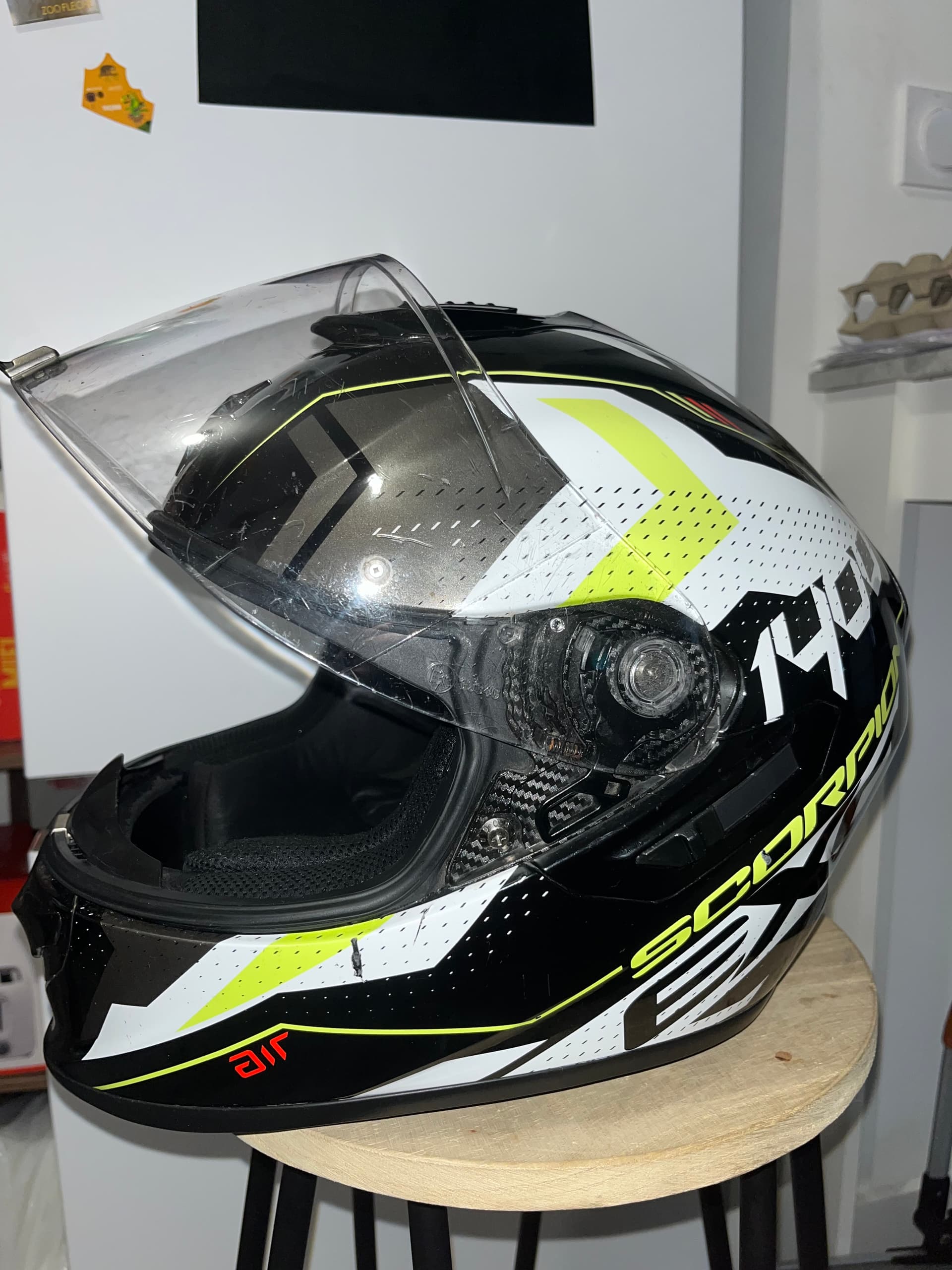 Casque scorpion exo1400 air
