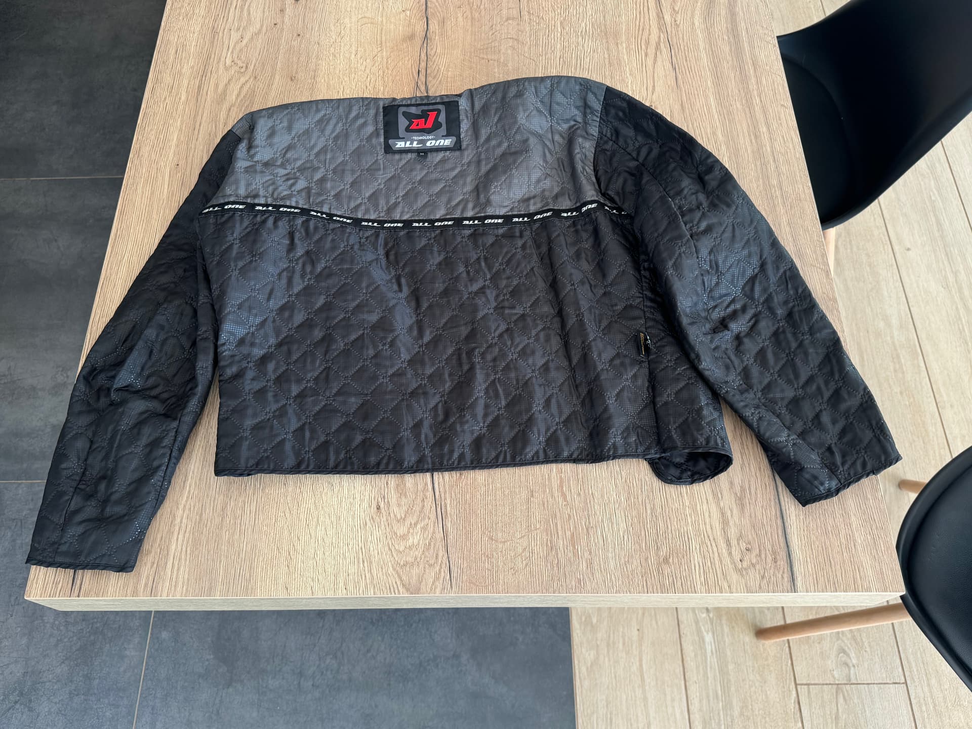 Veste — photo 5/5