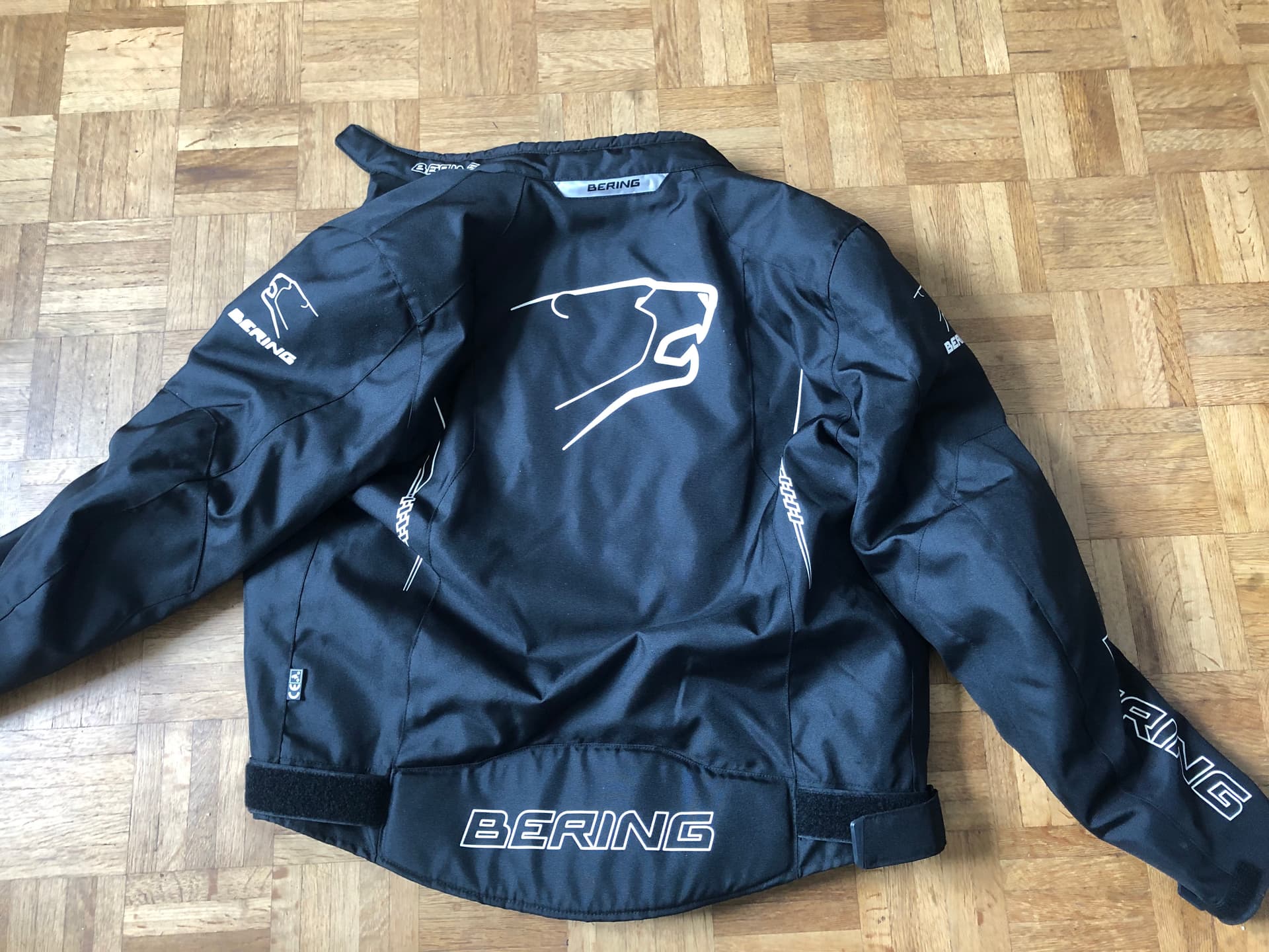 Veste Bering
