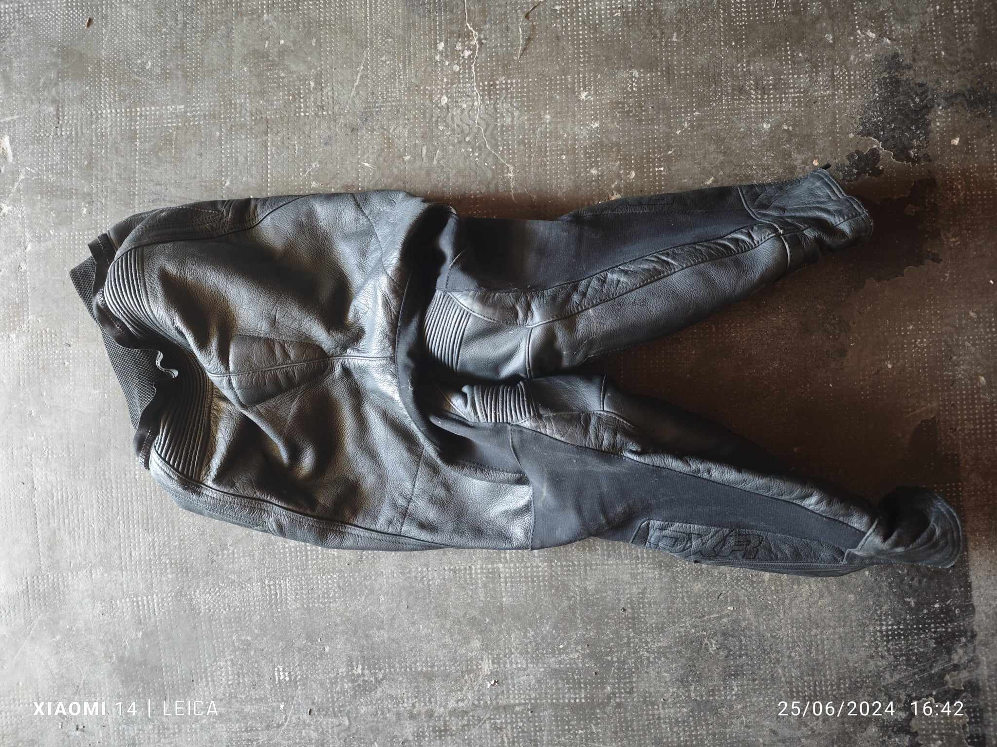 Pantalon en cuir — photo 3/3