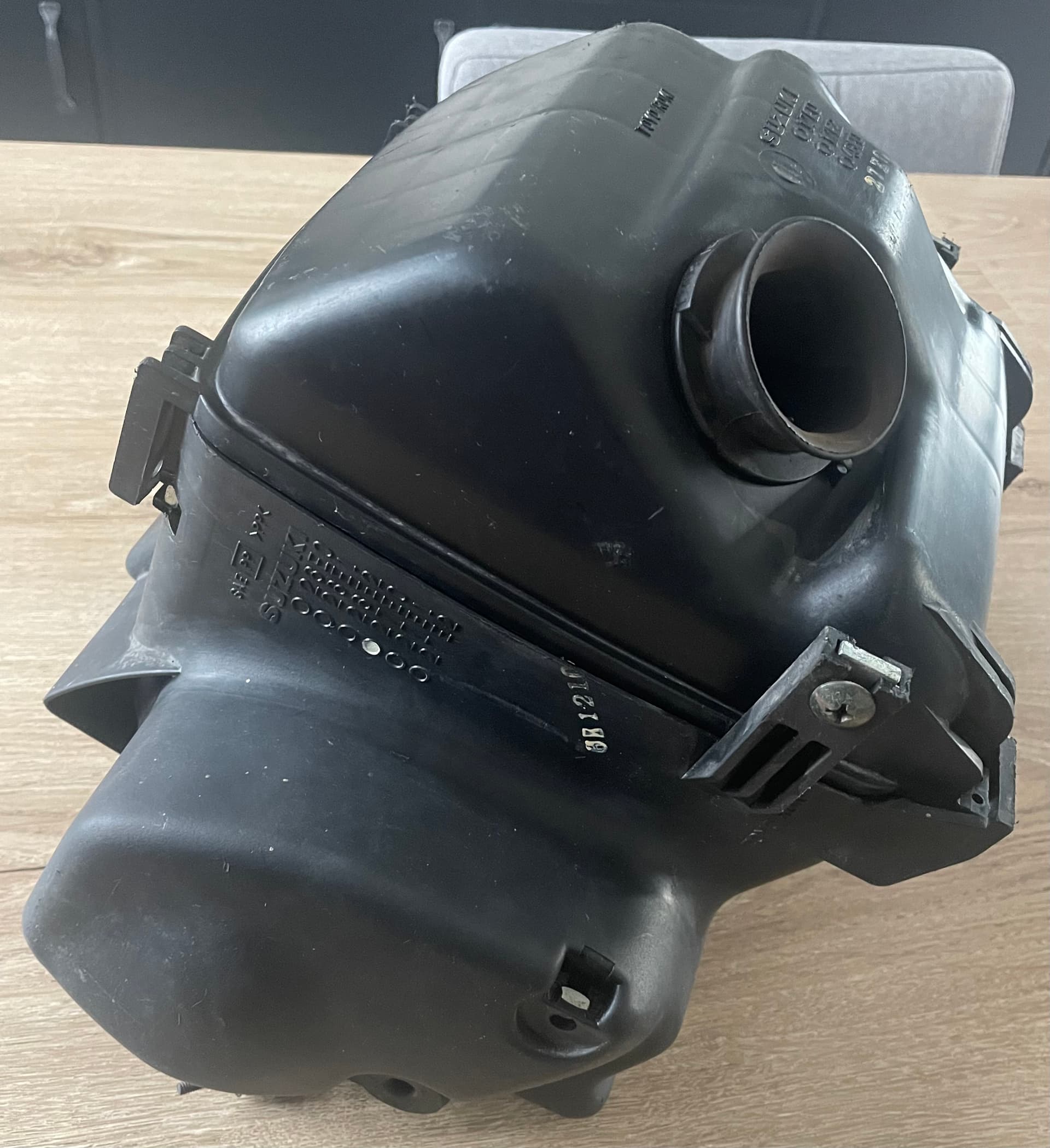 Boîte à air + écopes de 1200 bandit — photo 3/4