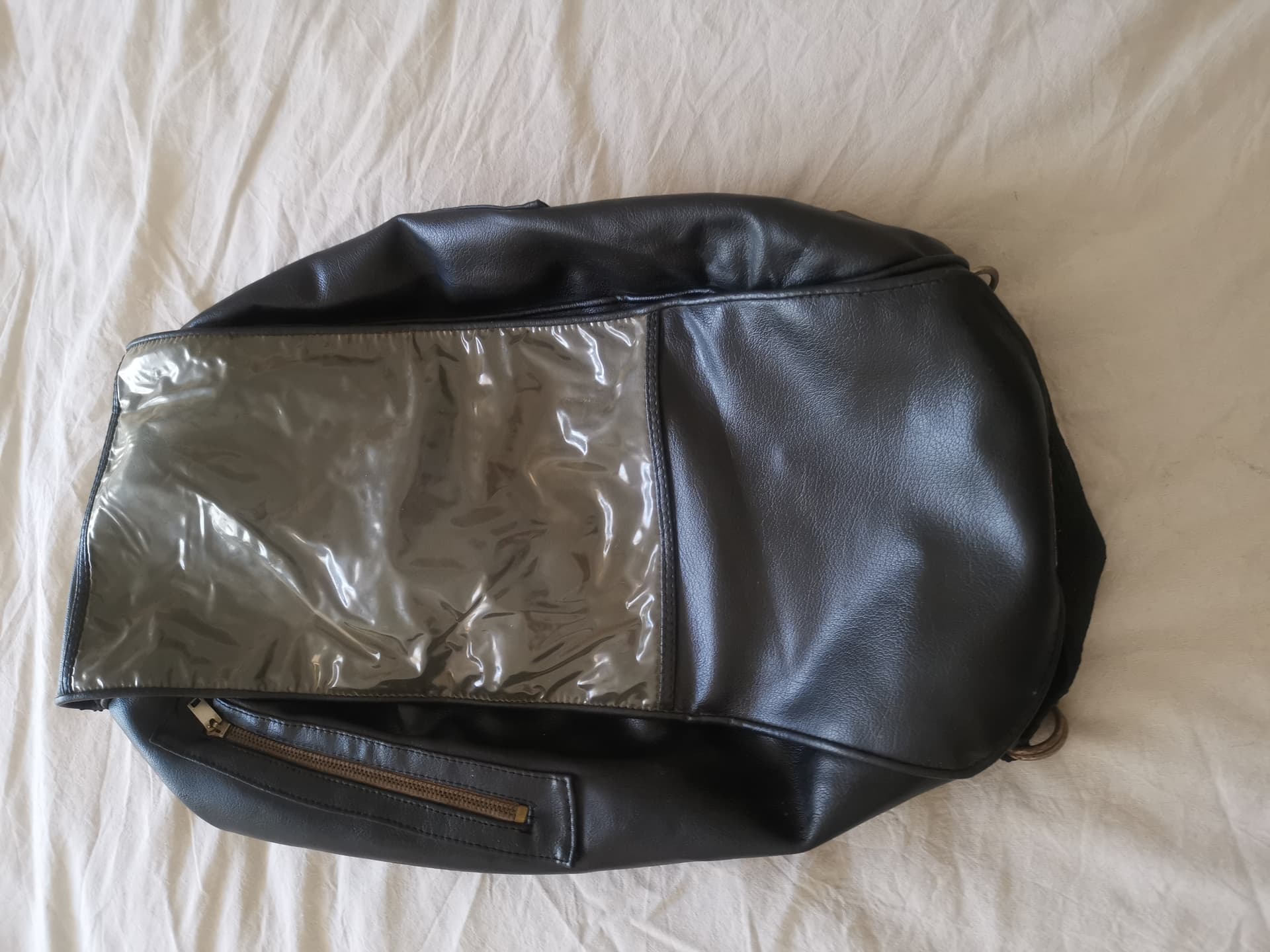 Sacoche moto cuir