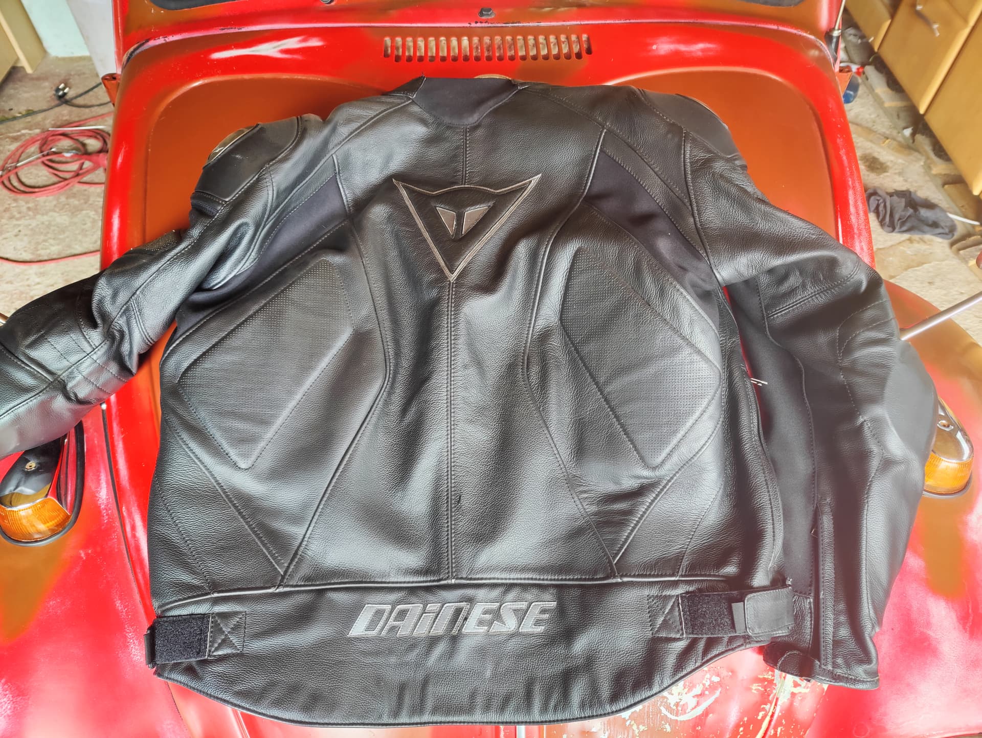 Veste cuir Dainese avro c2 T56 — photo 2/4