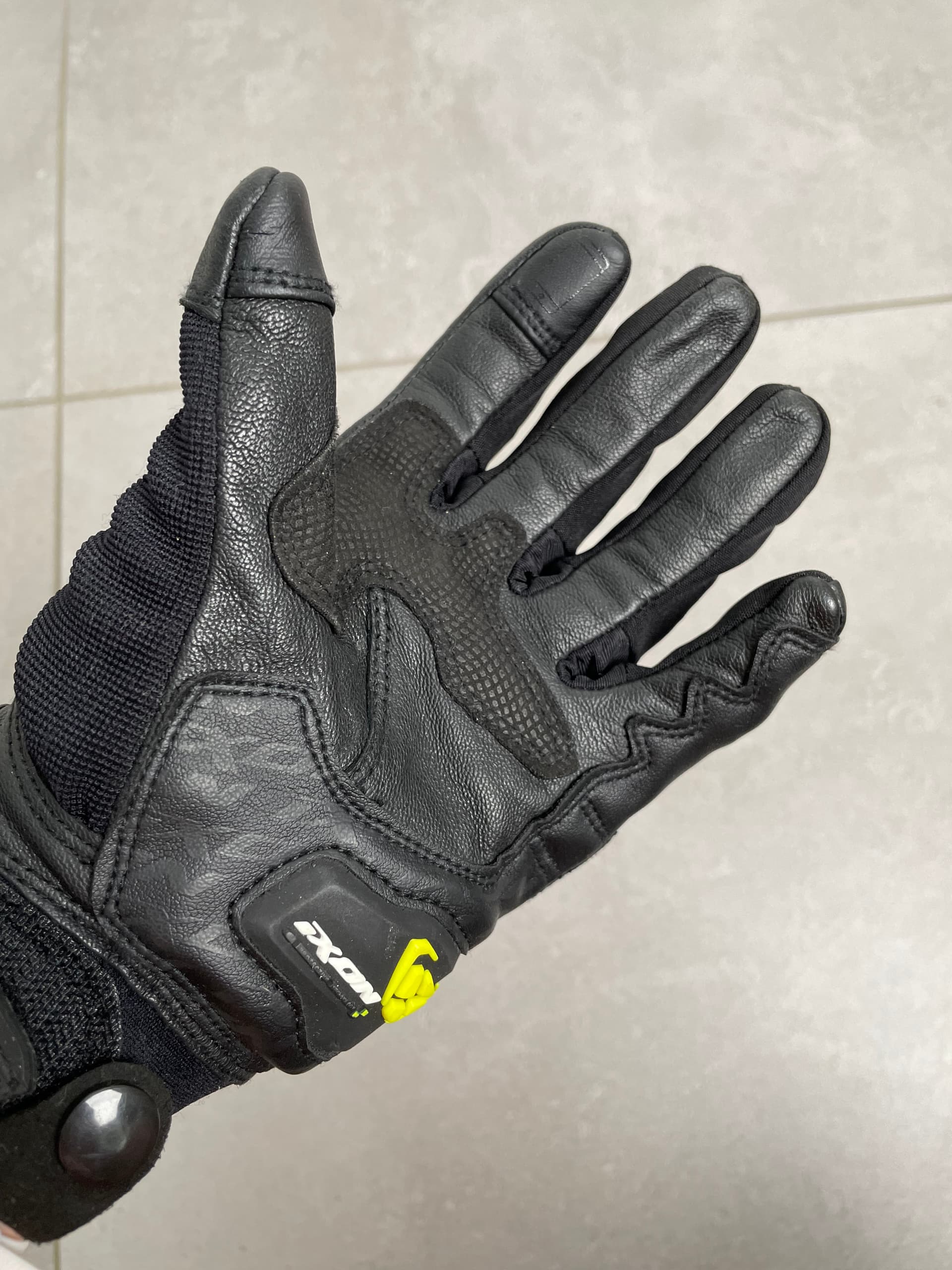 Gants — photo 3/5