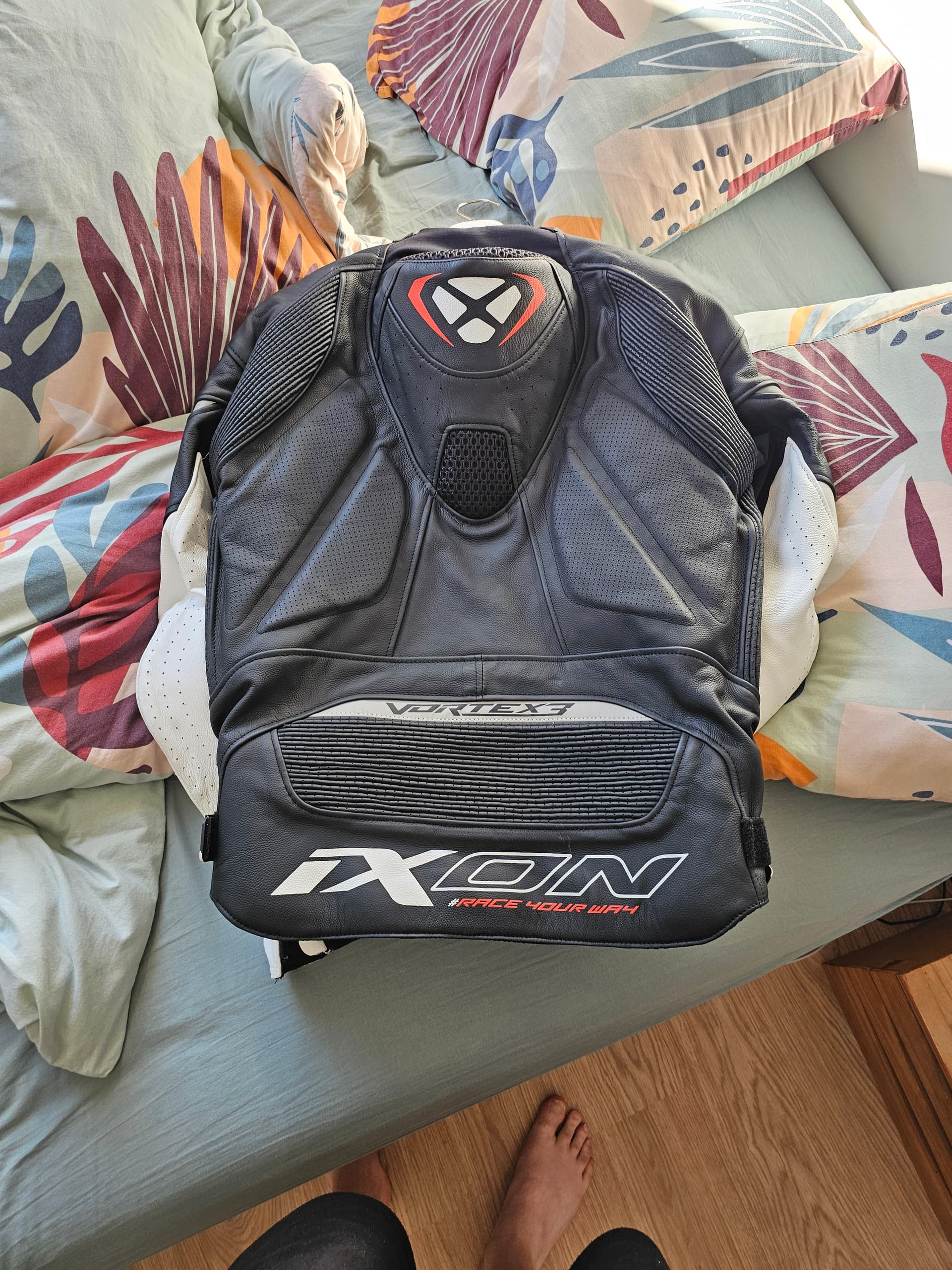 IXON VORTEX 3 T XXL — photo 2/4