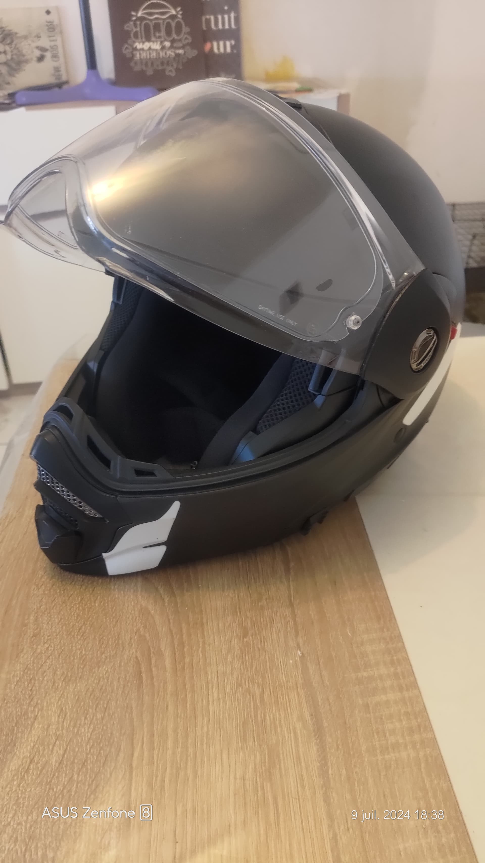 Casque SCORPION — photo 2/5