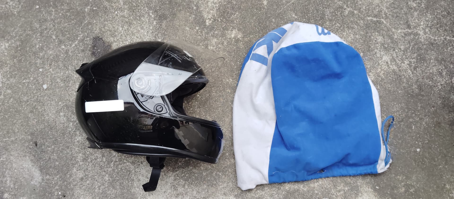 Casque intégral cyber — photo 1/4