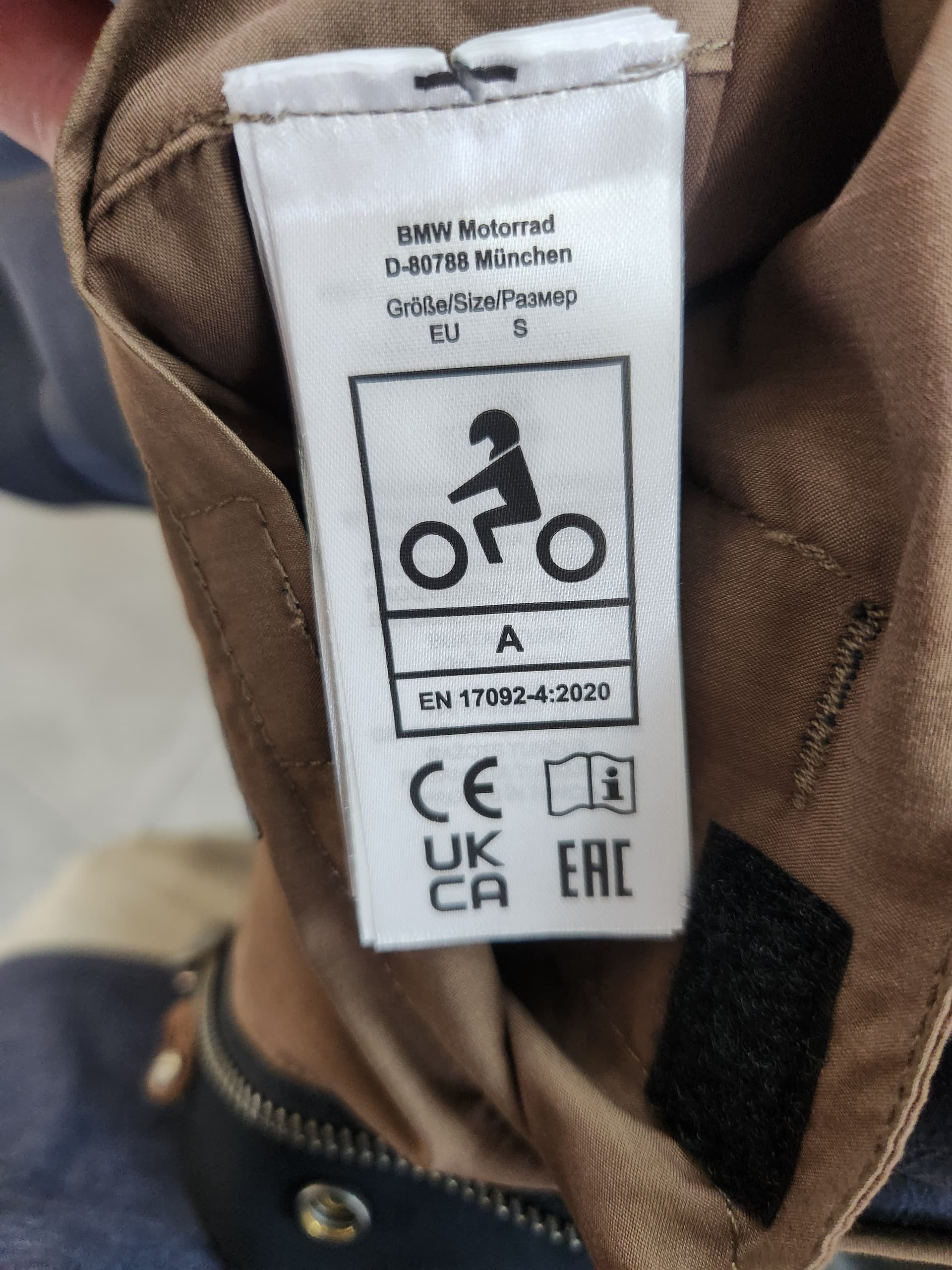 Blouson 2024 moto sur chemise bmw mitte — photo 3/5