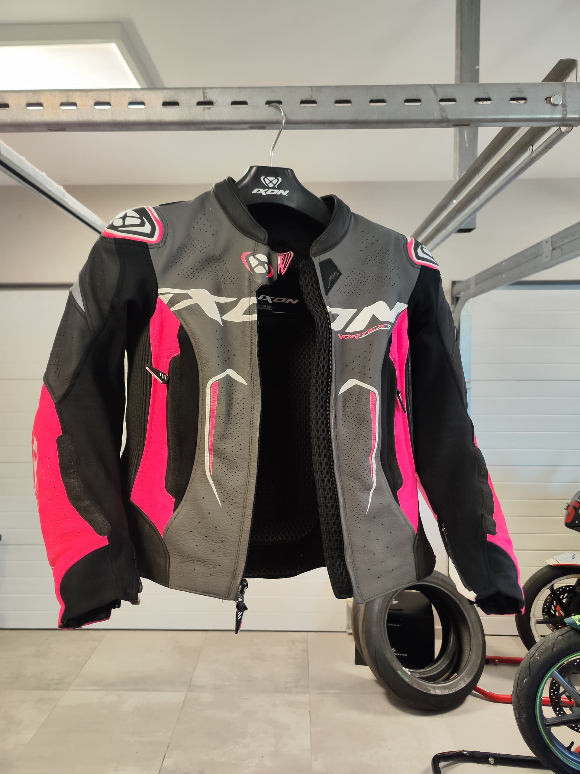 Blouson femme Ixon Vortex 3 taille M état neuf — photo 1/4