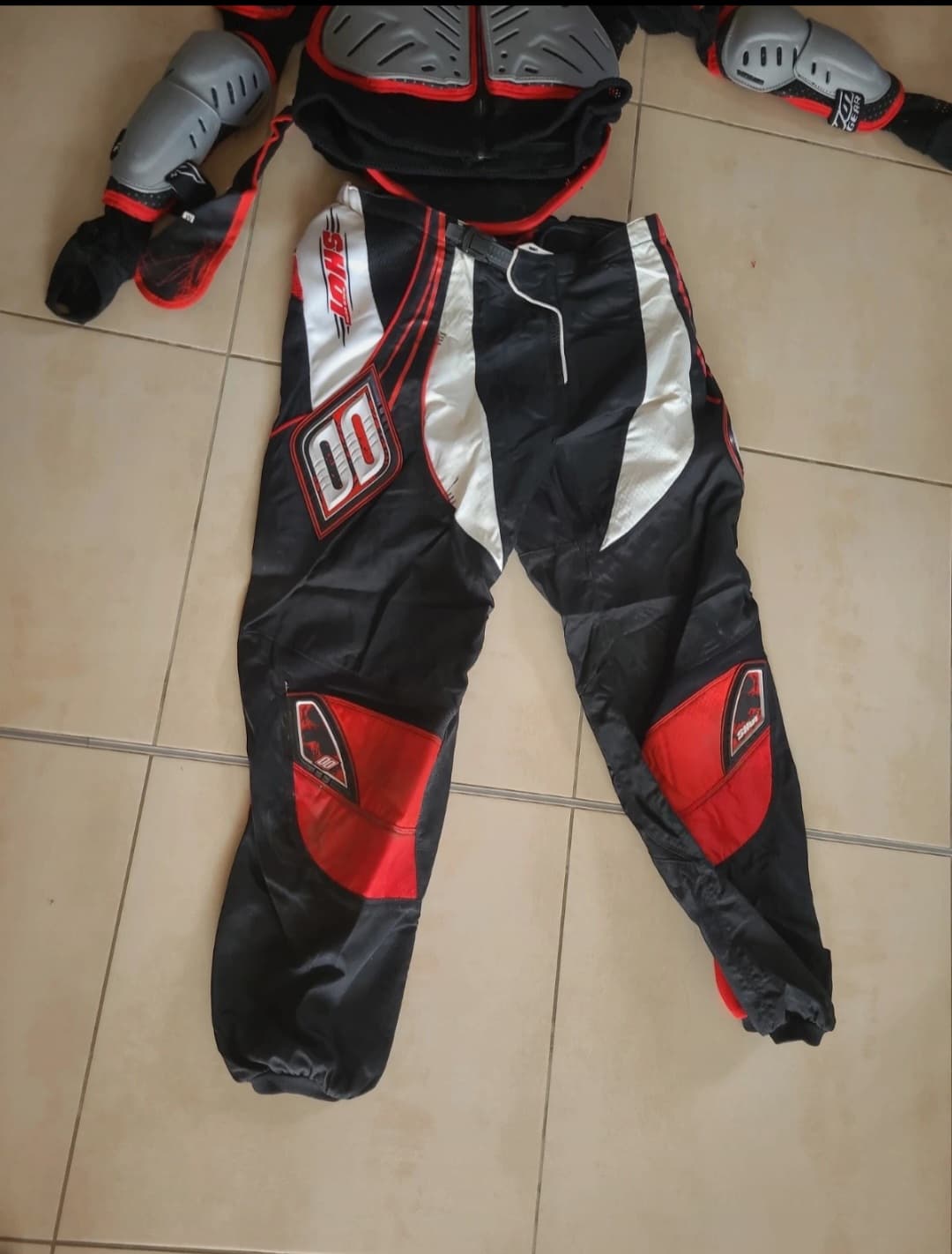 Ensemble tenue moto cross shot — photo 3/5