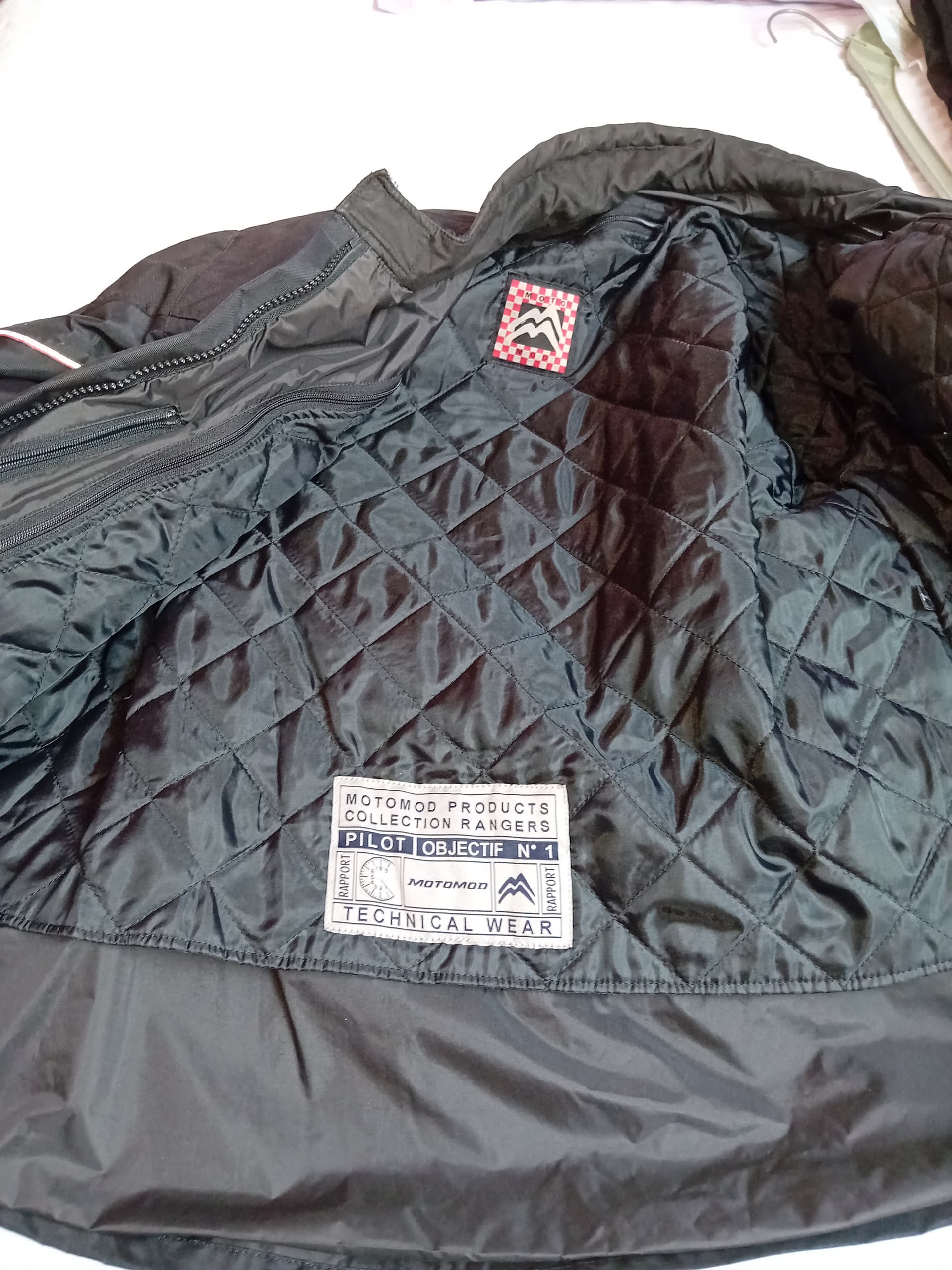 Veste — photo 1/3
