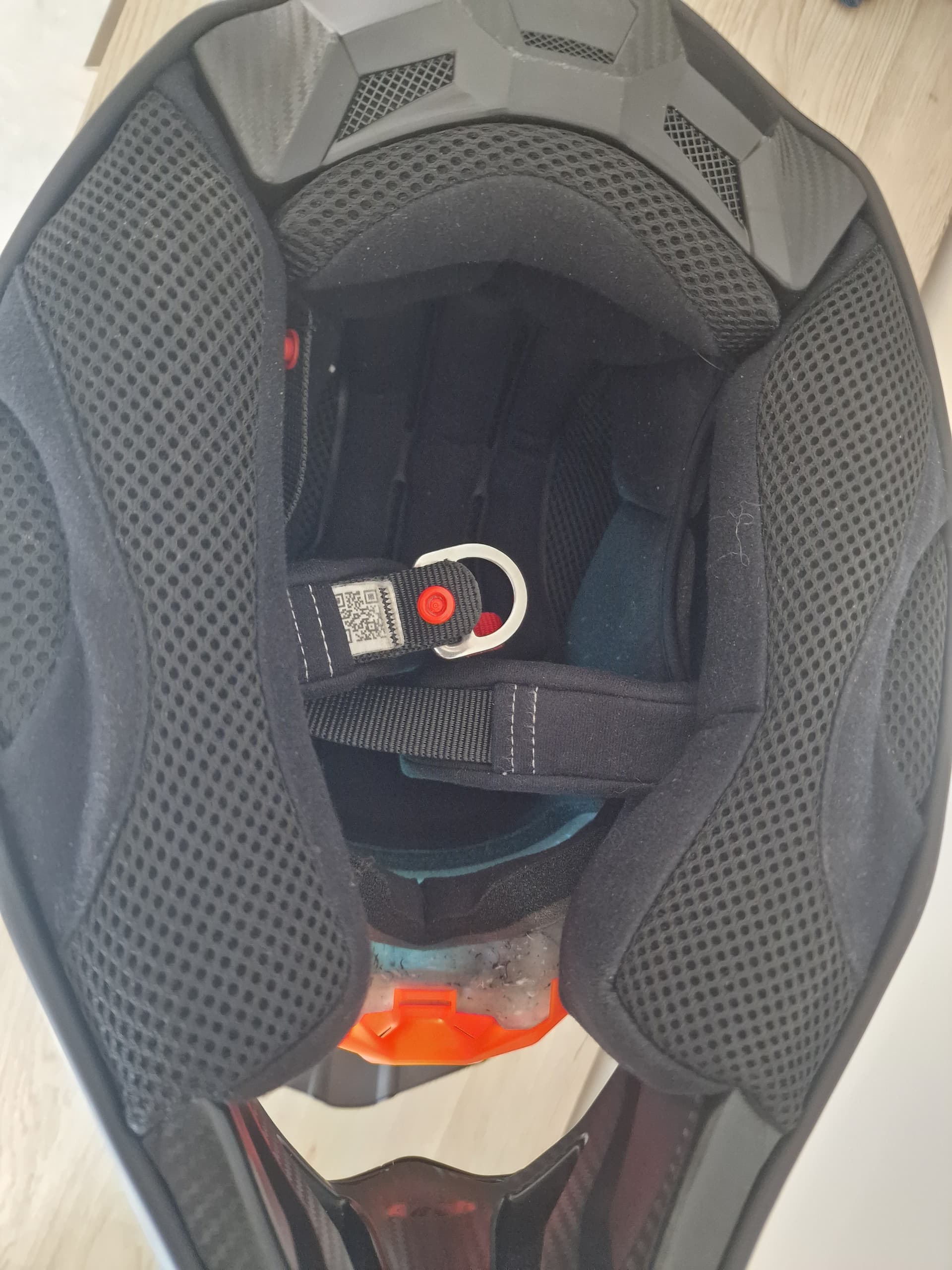 Casque AIROH — photo 5/5
