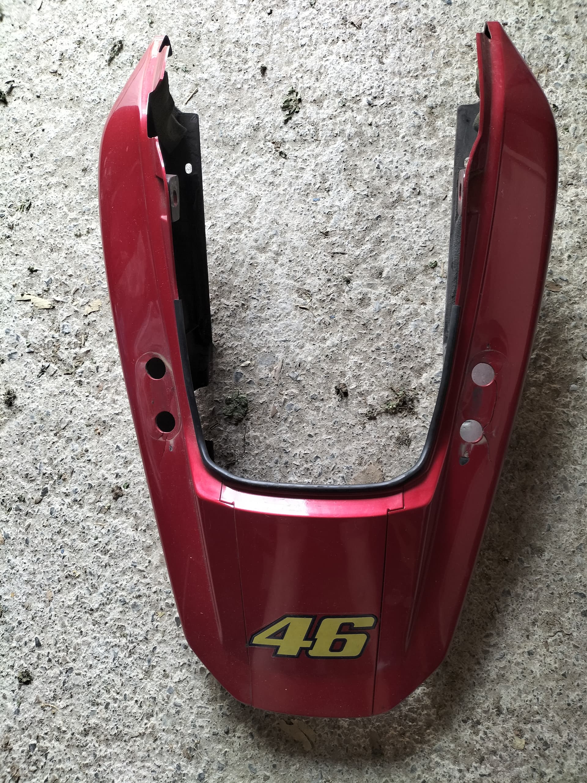 Coque arrière 600 Fazer de 98 a 2001 — photo 2/5