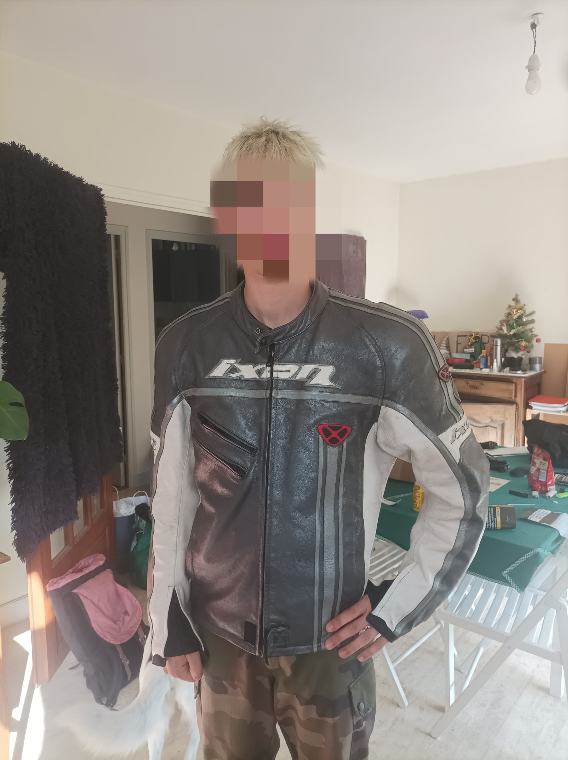 Blouson cuir ixon L — photo 1/3