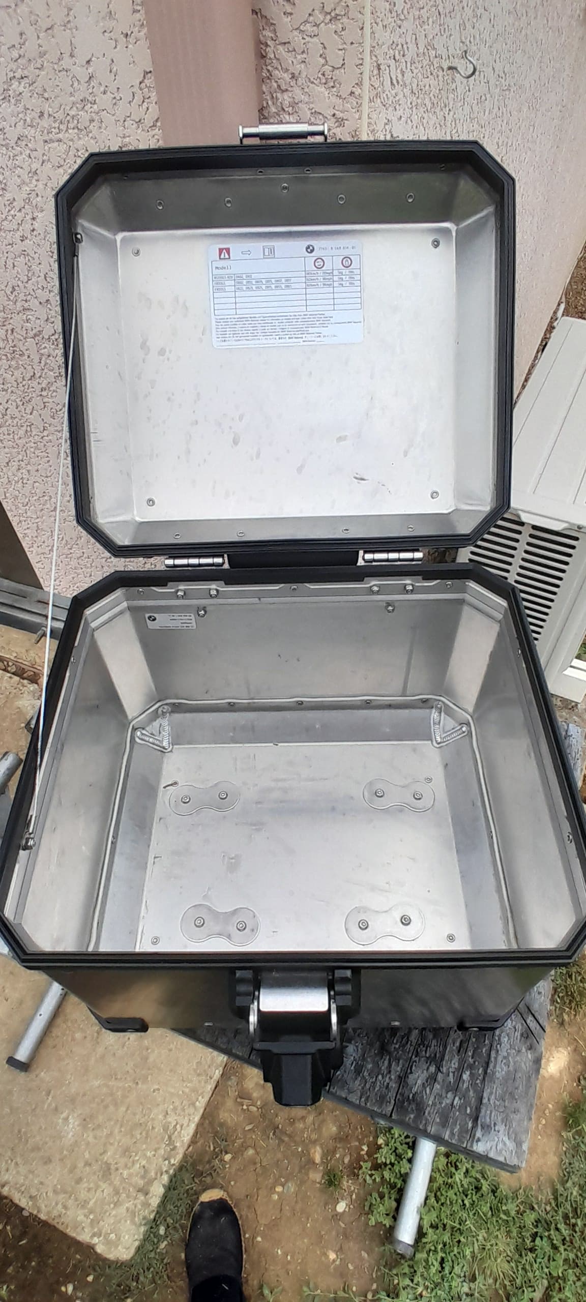 Top case — photo 2/5