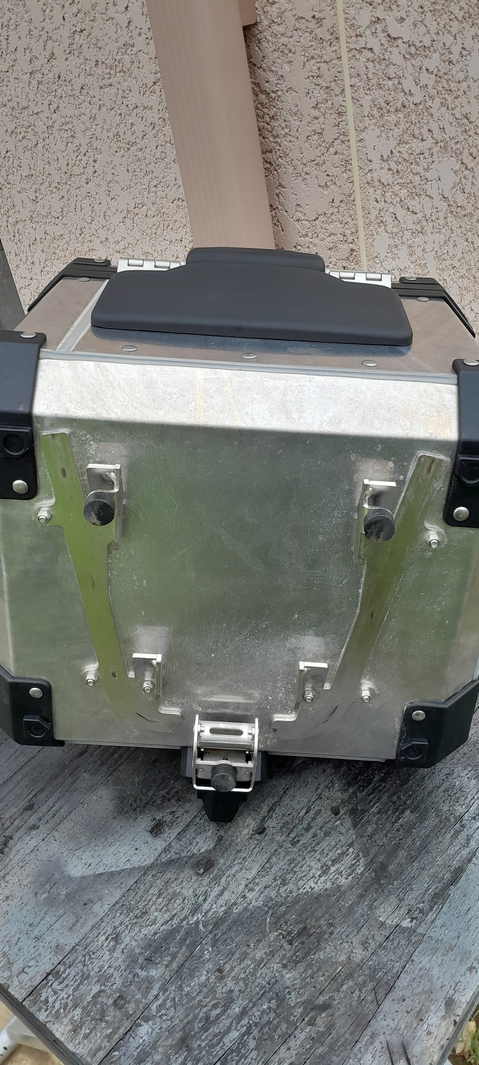 Top case — photo 4/5