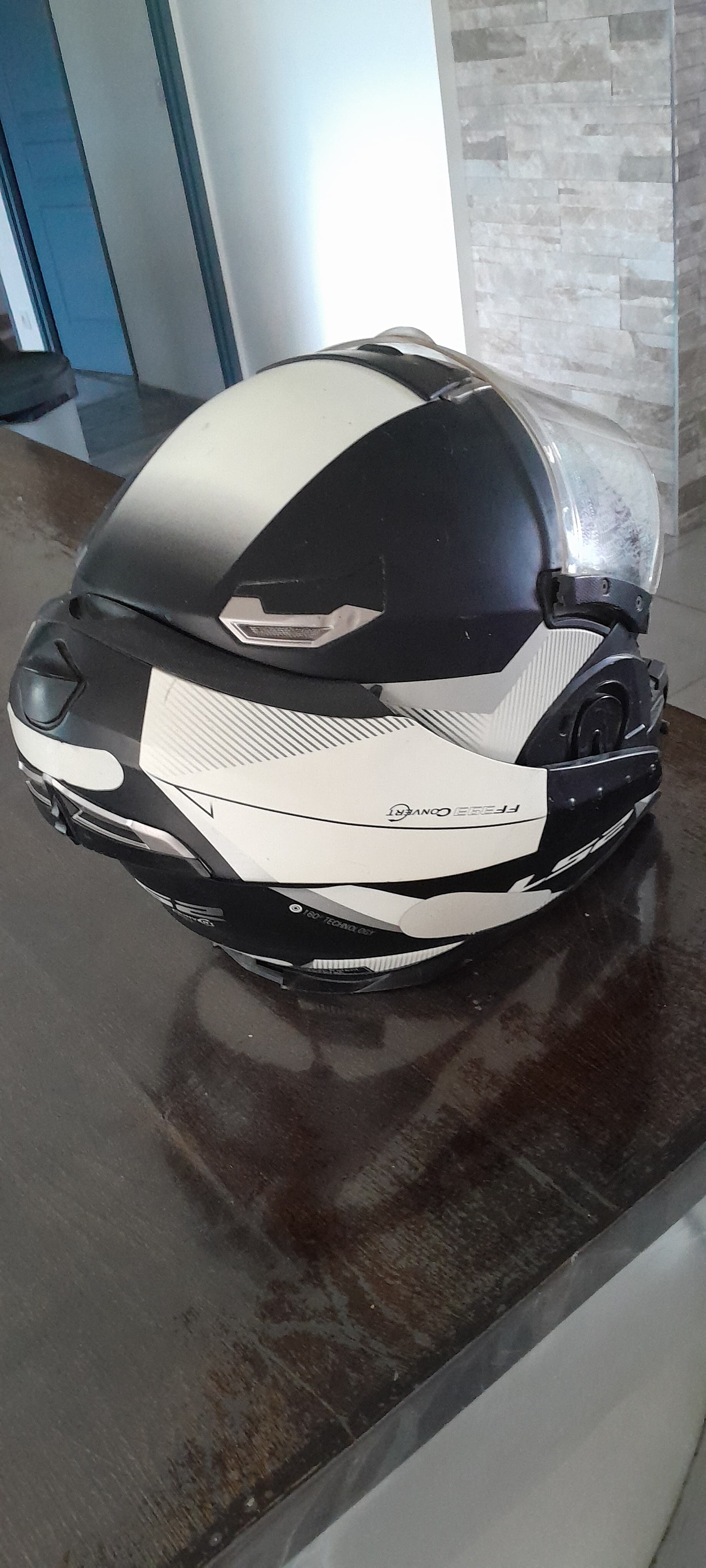 Casque — photo 3/4