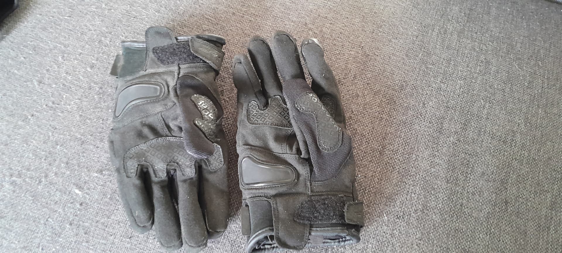 Gants — photo 2/2