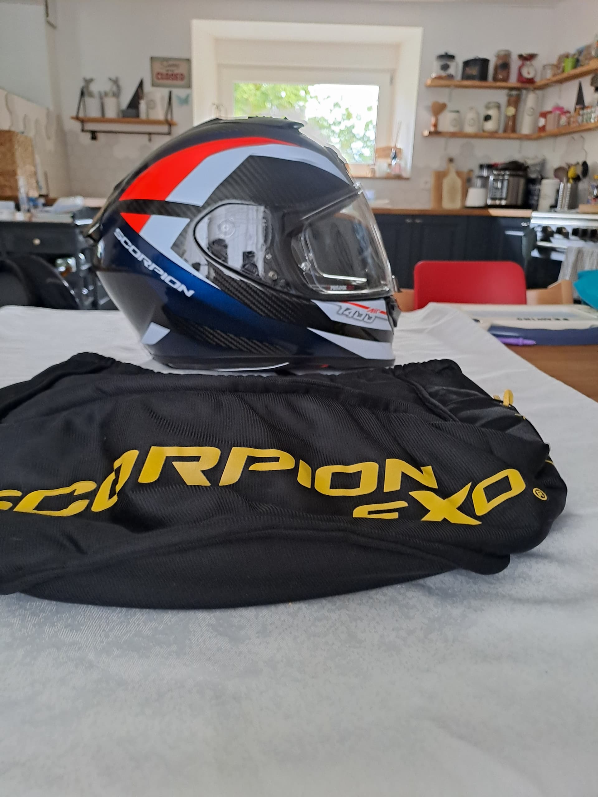 casque moto scorpion