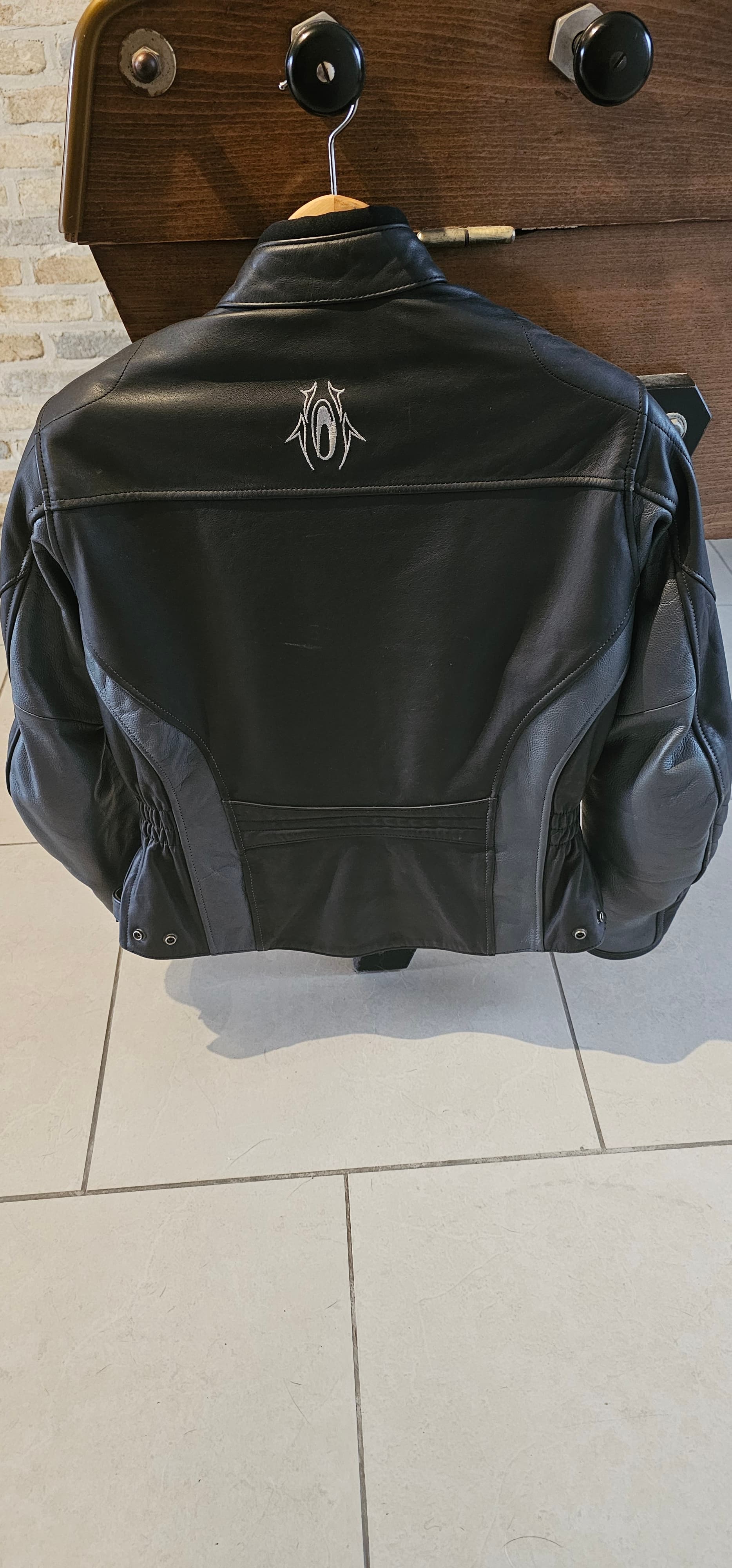 Veste moto femme cuir