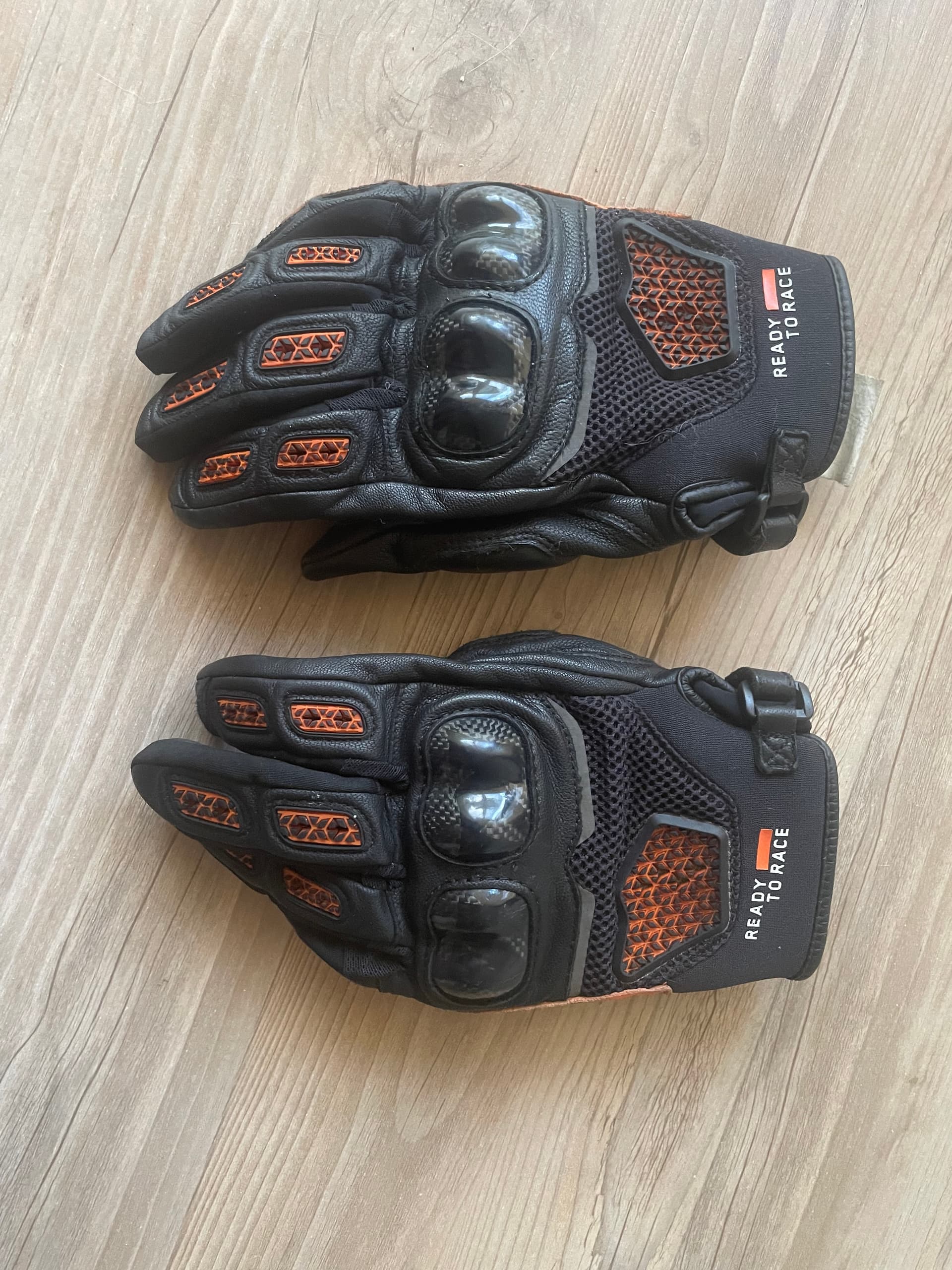 Bottes et gants KTM — photo 4/5
