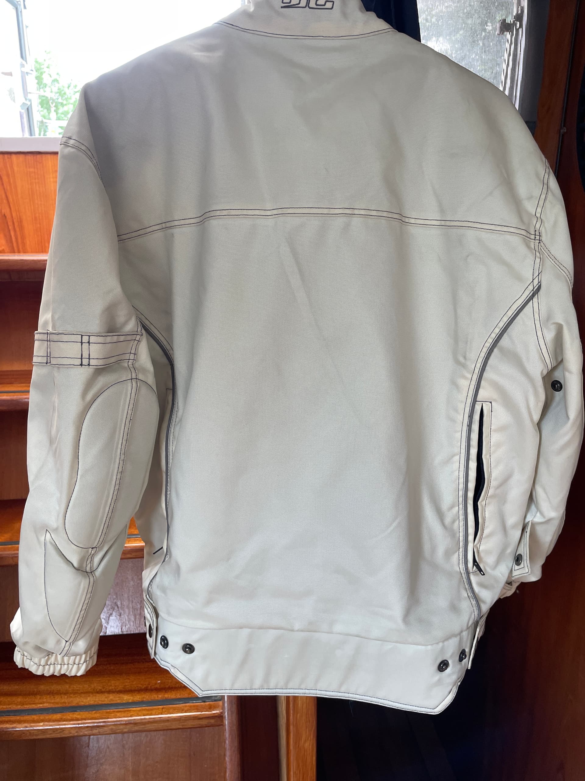 Blouson moto été — photo 3/5