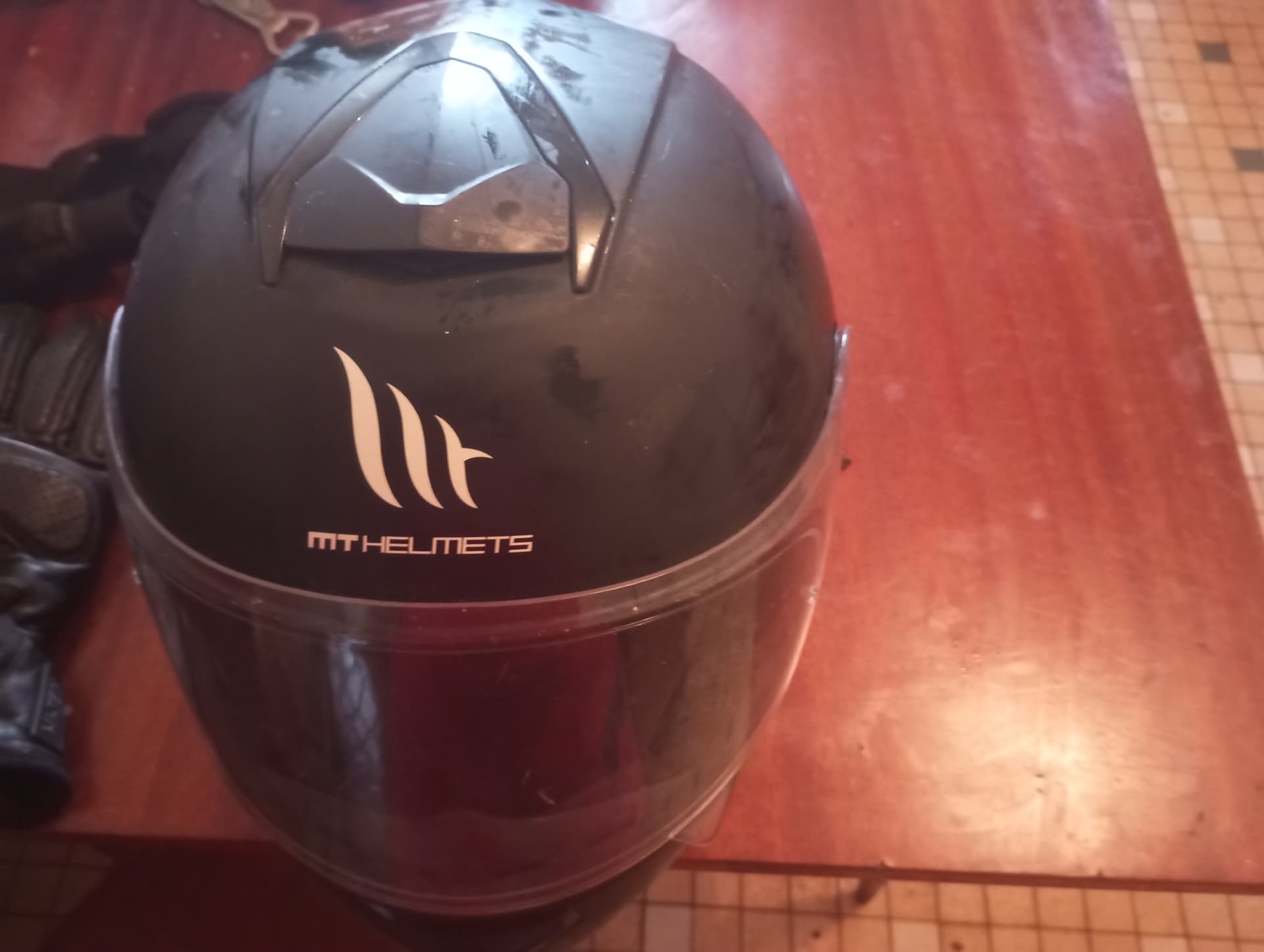 Casque moto, 2paires de gants en cuir — photo 2/3