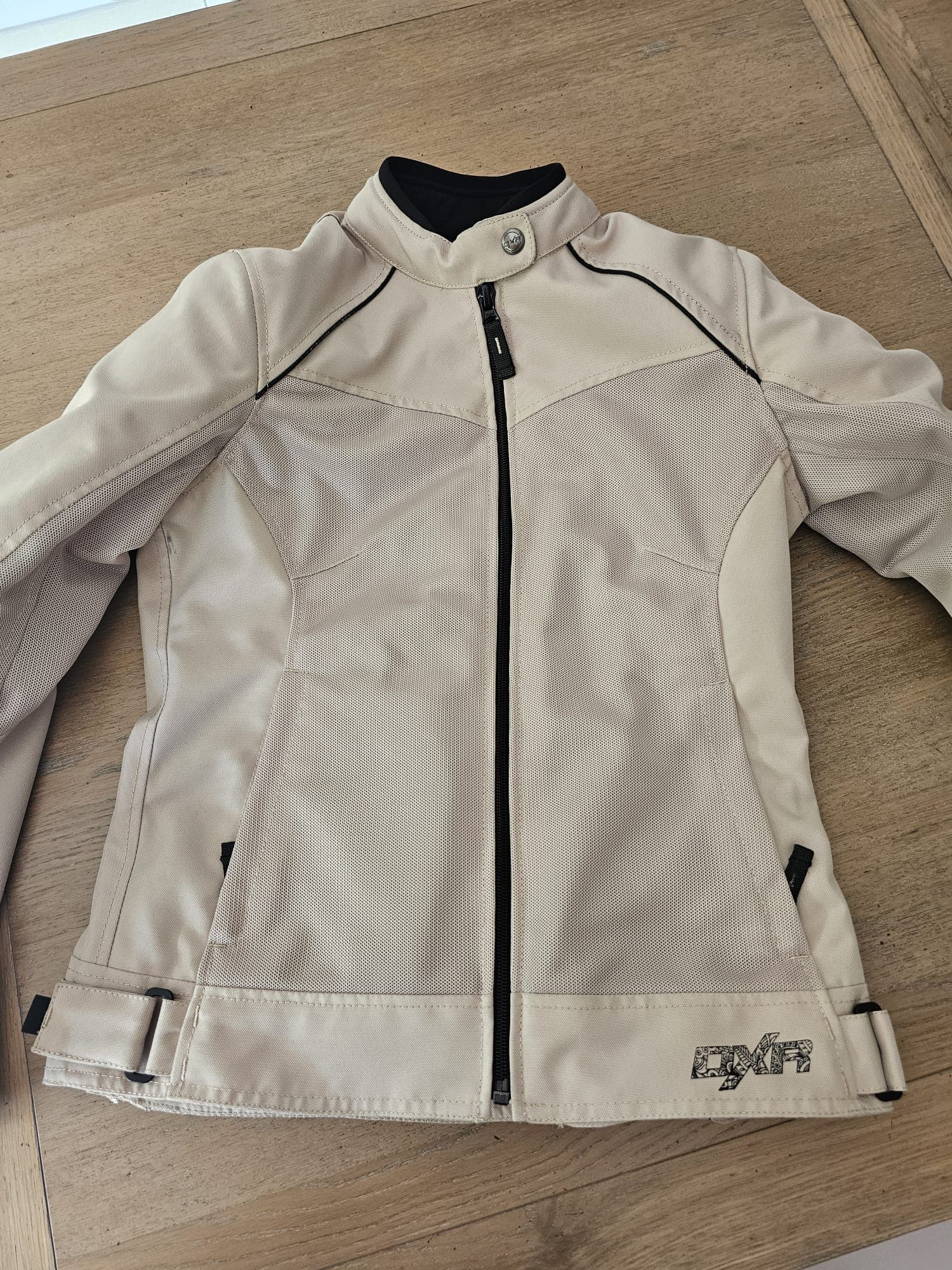 Blouson femme cintré couleur crème marque DXR motoblouz — photo 2/5