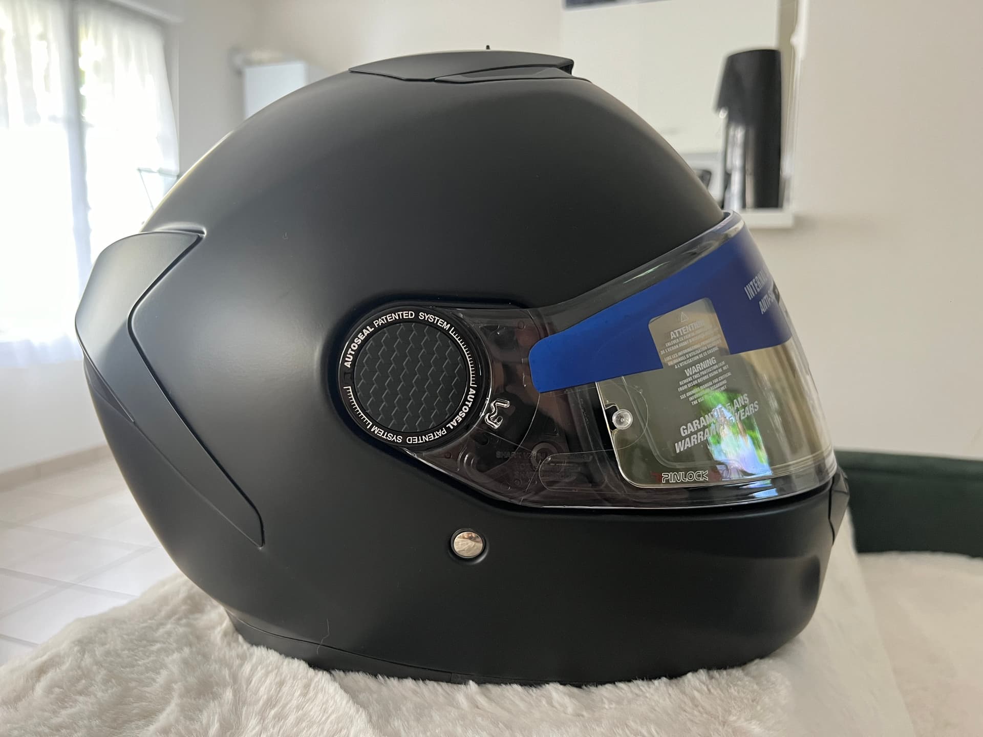 Casque Shark neuf — photo 1/5