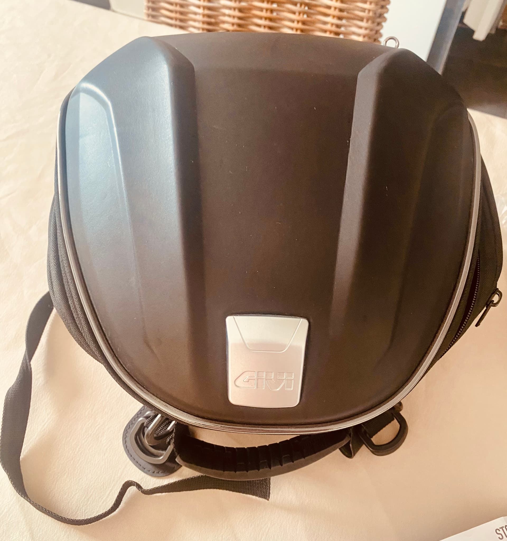 Sacoche de selle GIVI noire
