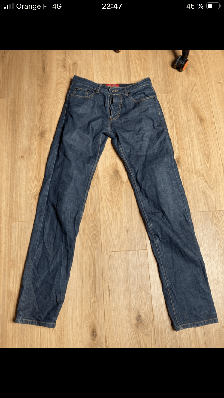 Jean — photo 2/5