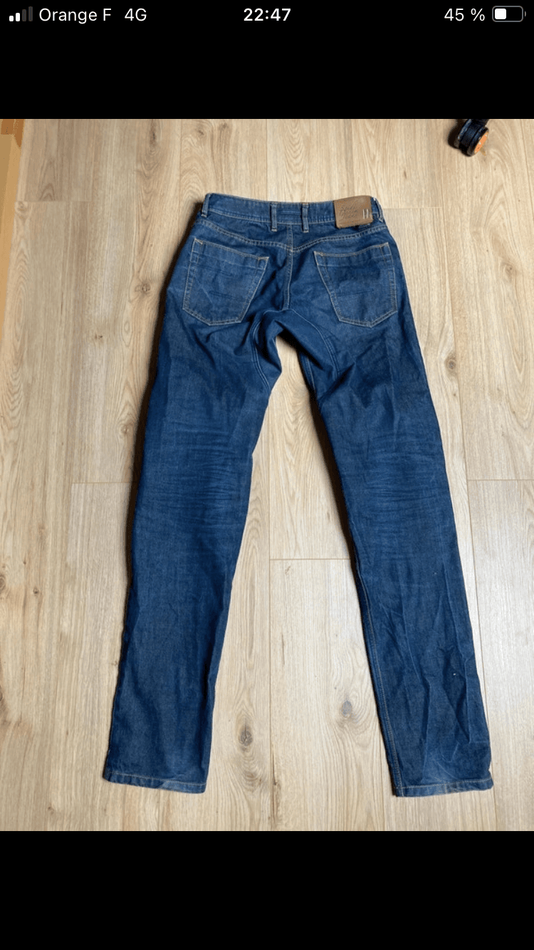 Jean — photo 5/5