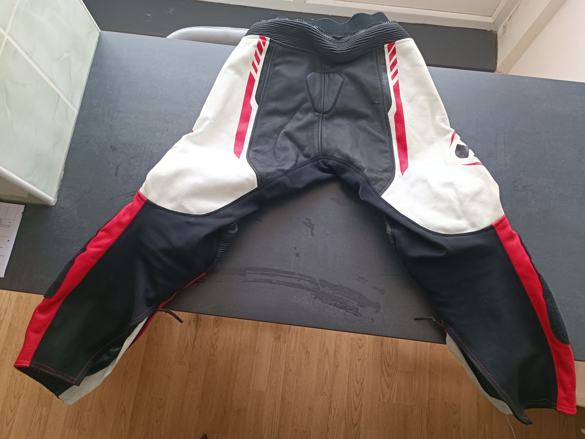 Pantalon en cuir moto Ixon