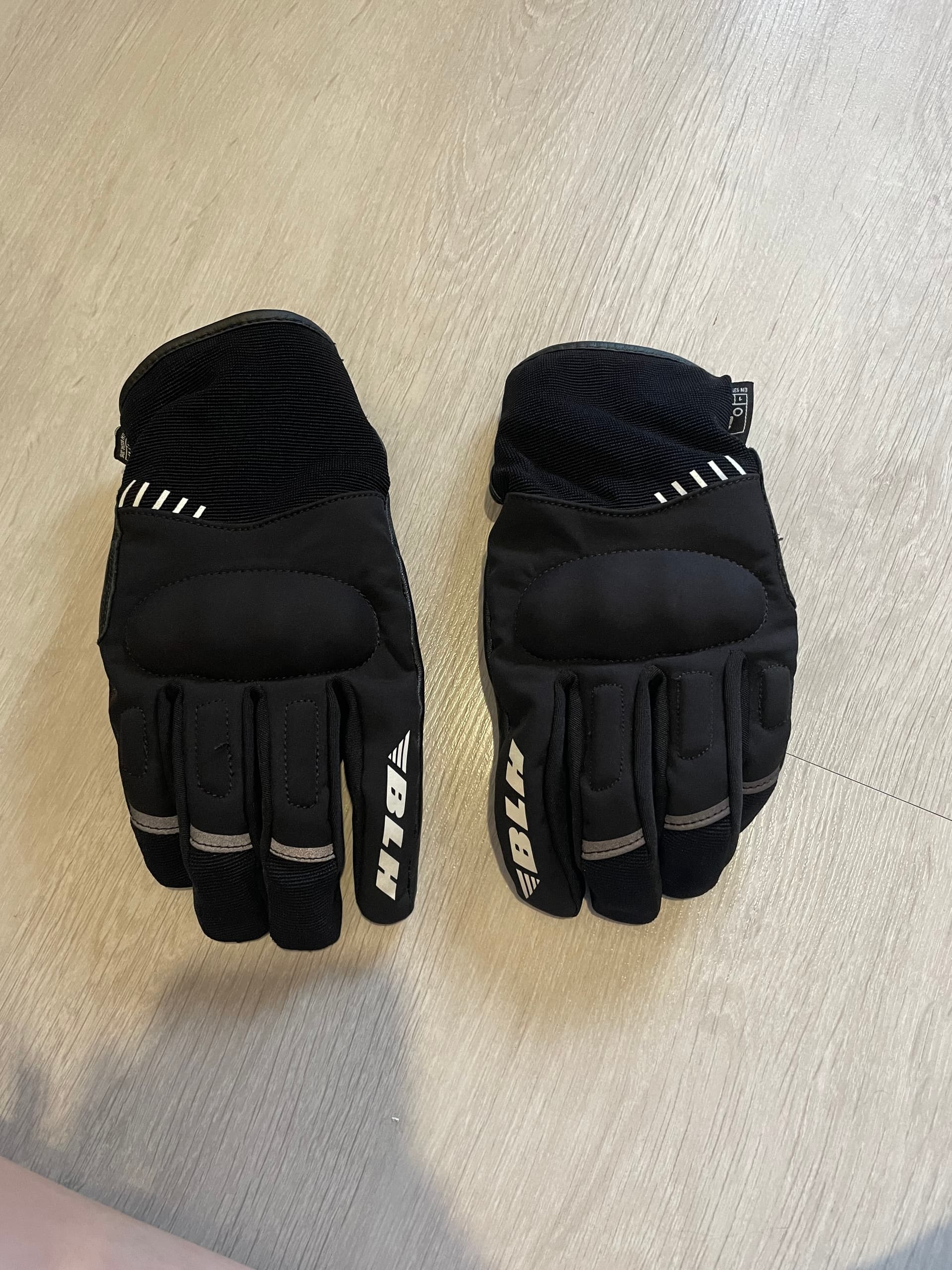 Gants BLH neufs — photo 2/4