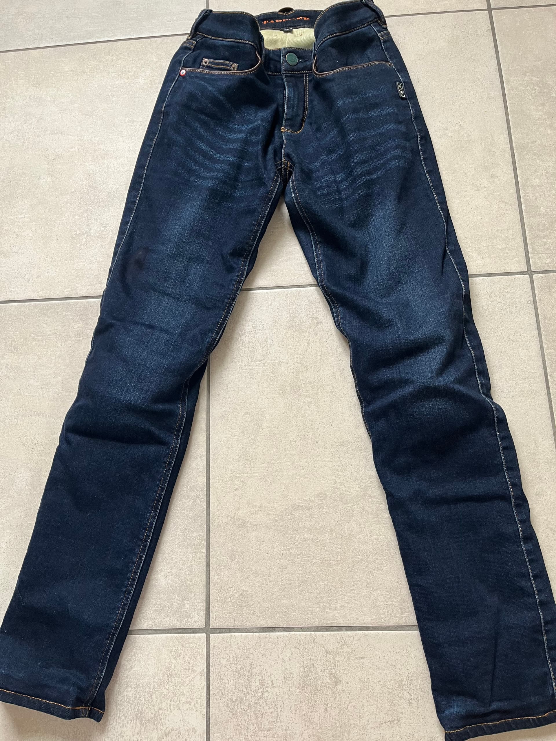 Vends jean moto — photo 2/5