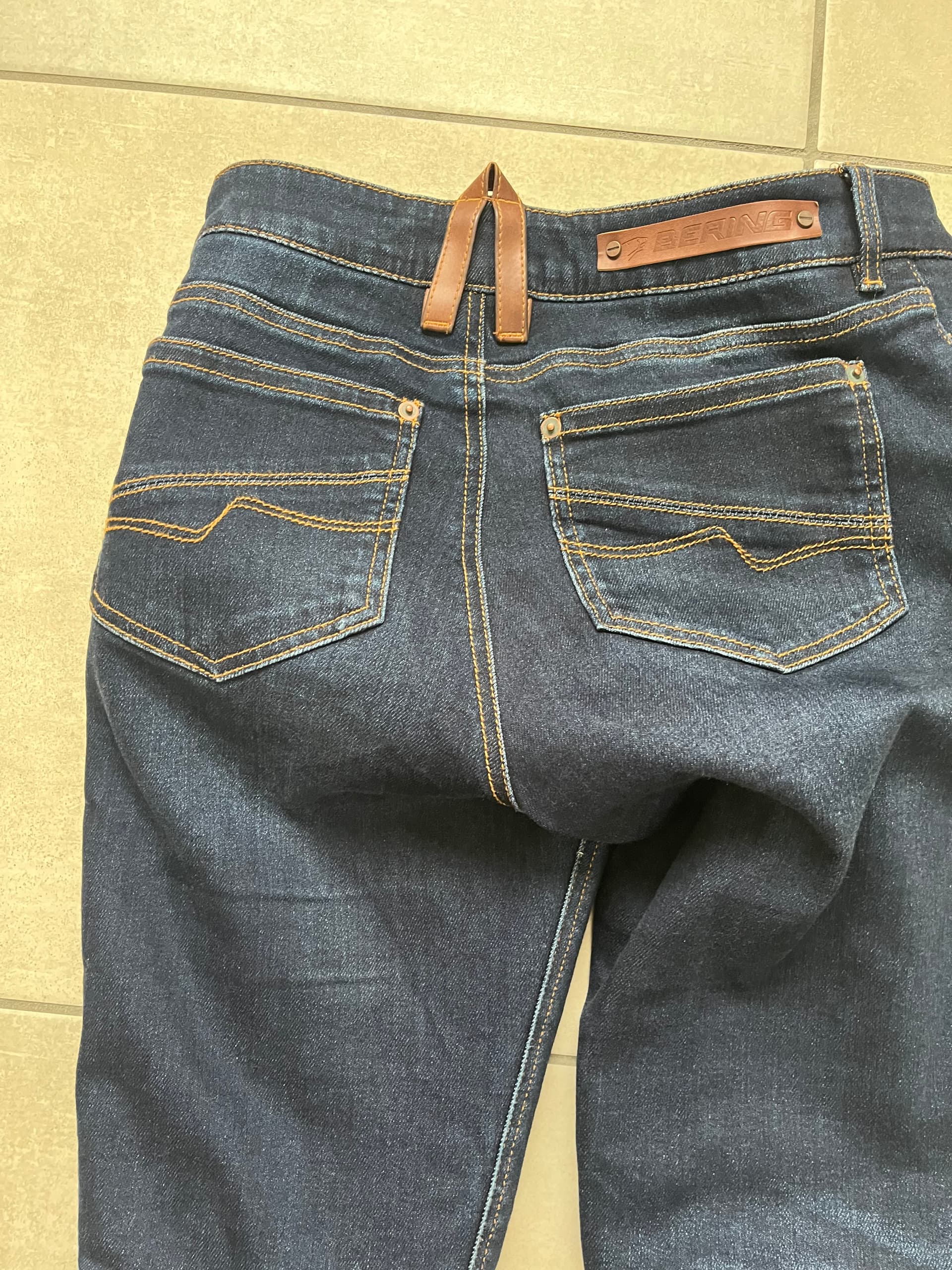 Vends jean moto — photo 3/5