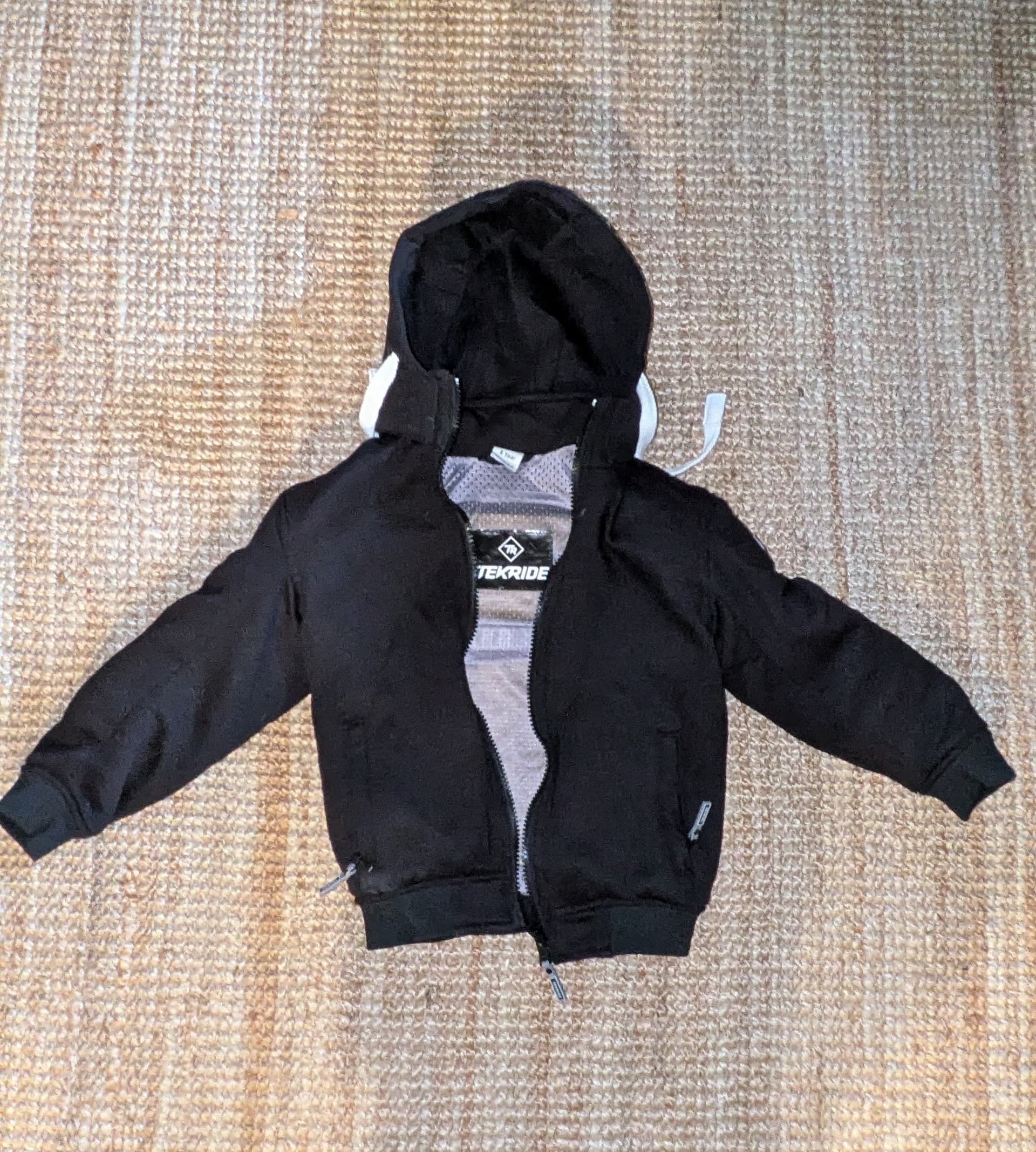 Blouson enfant 8 ans — photo 2/3