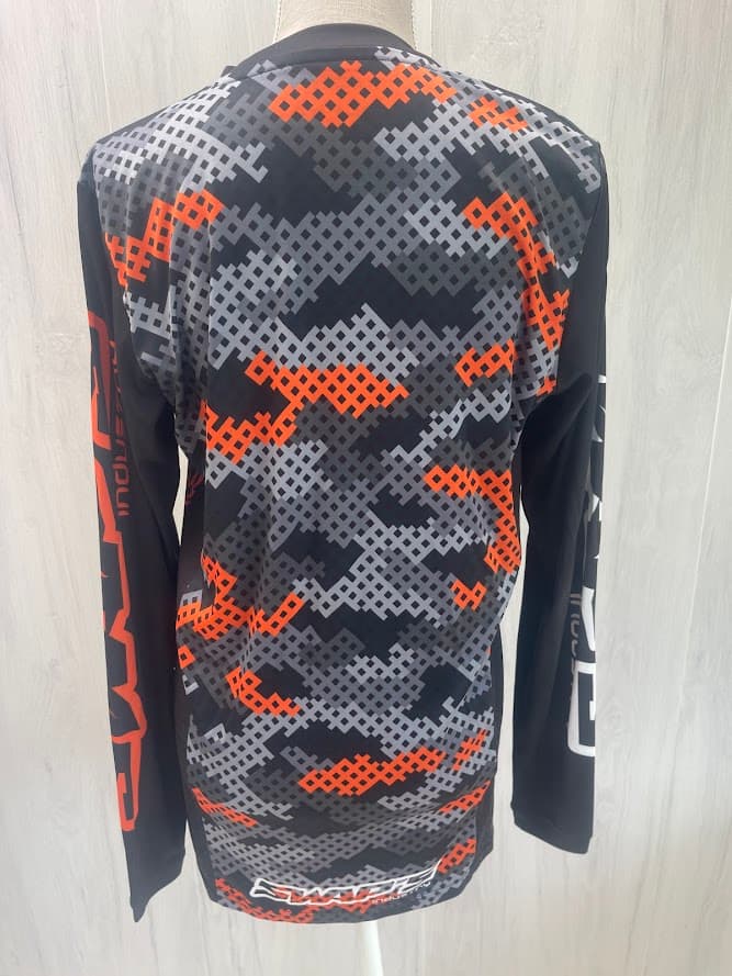 tee shirt cross neuf — photo 4/4
