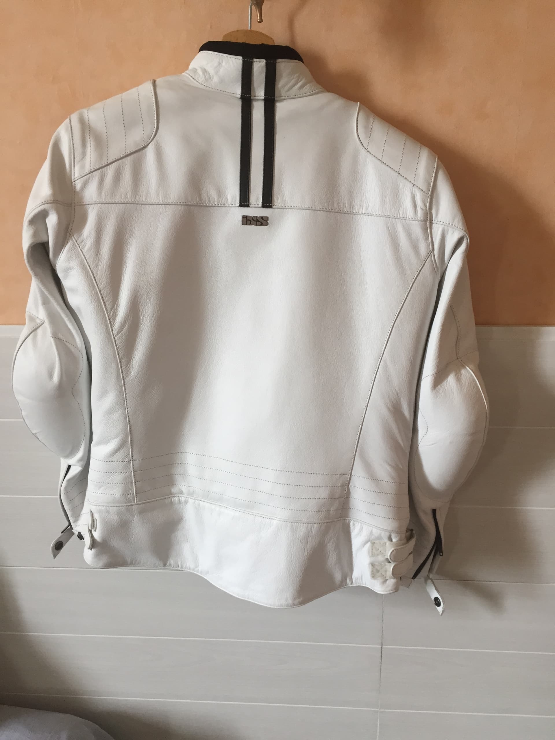 Blouson en cuir blanc NEUF T40 (taille petit)-IXS — photo 2/4