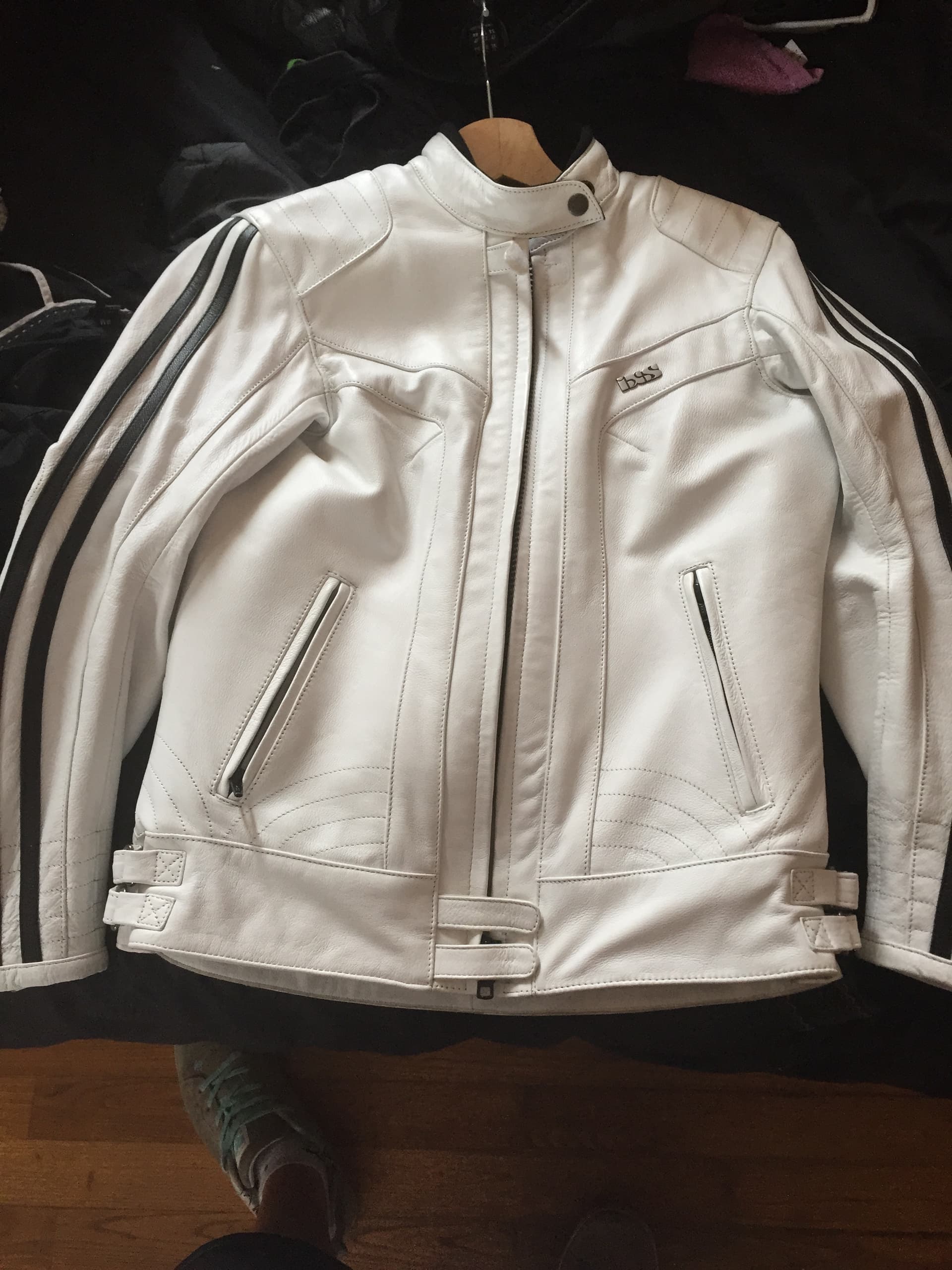 Blouson en cuir blanc NEUF T40 (taille petit)-IXS — photo 4/4