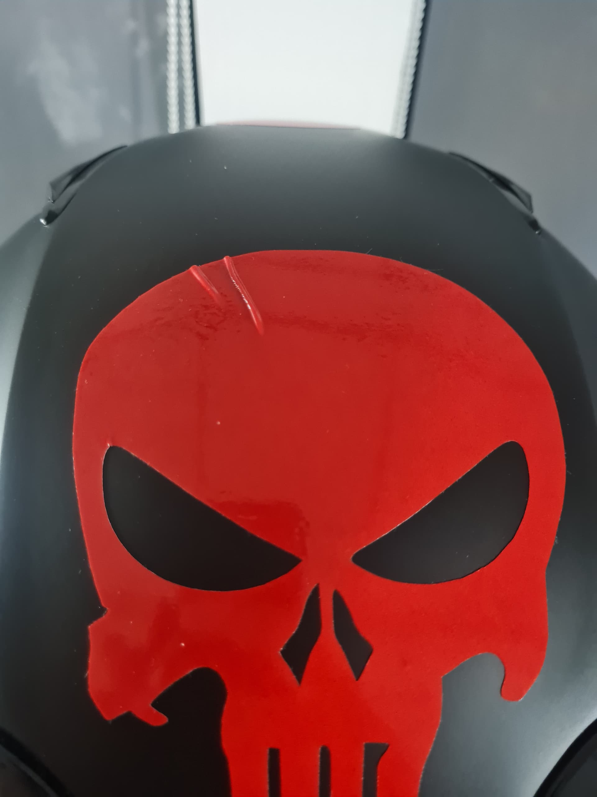 Casque moto HJC - Taille : xxxxl - Déco perso "Punisher" + housse et 2 autre visières (transparente & chrome) — photo 4/5
