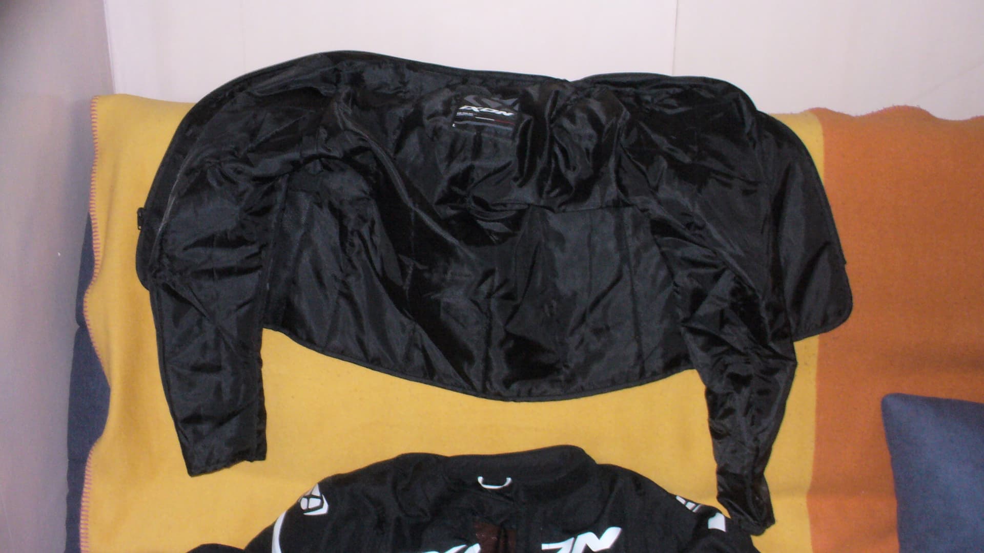 Blouson femme — photo 2/2