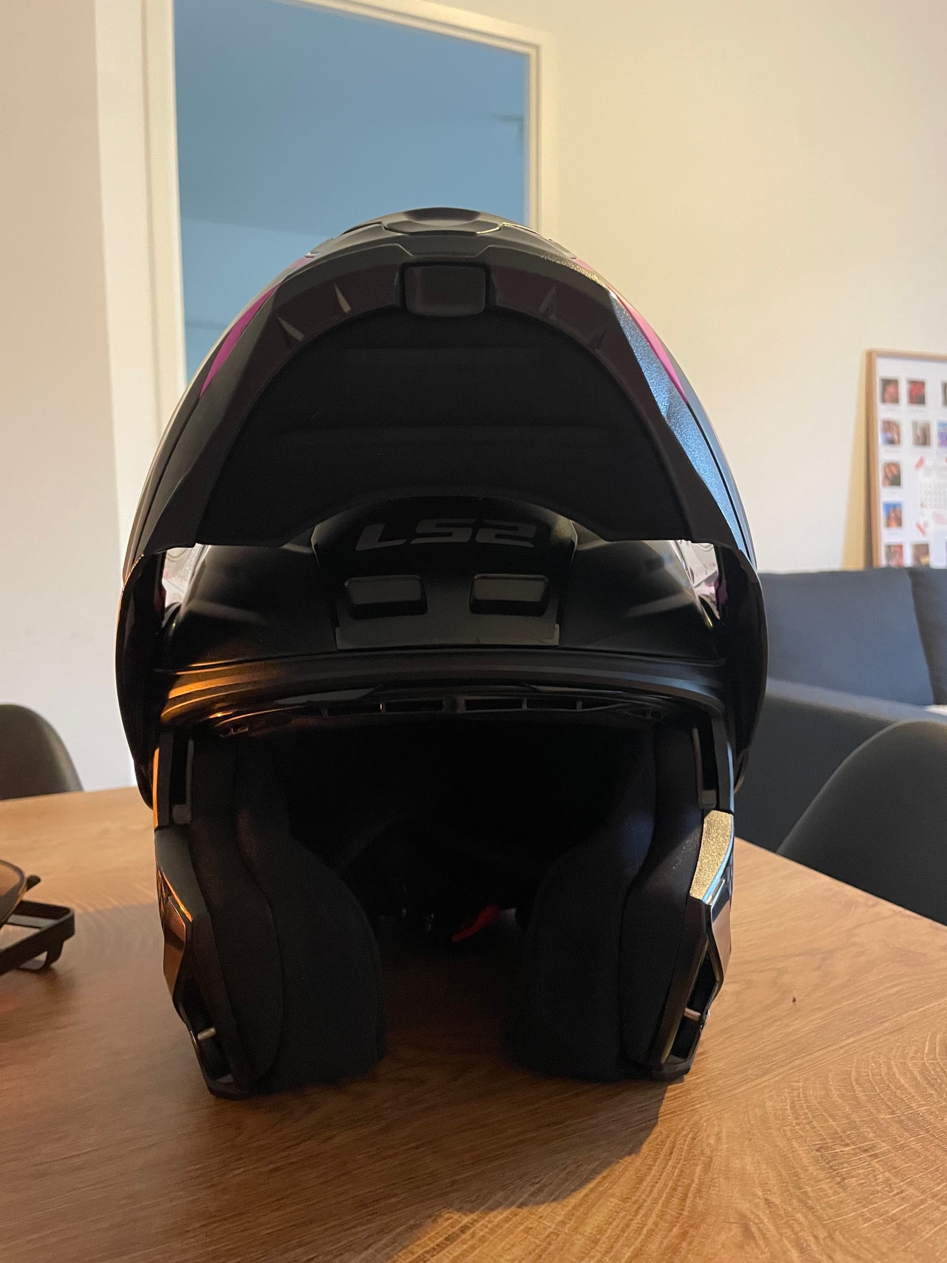 Casque de moto LS2 — photo 3/5